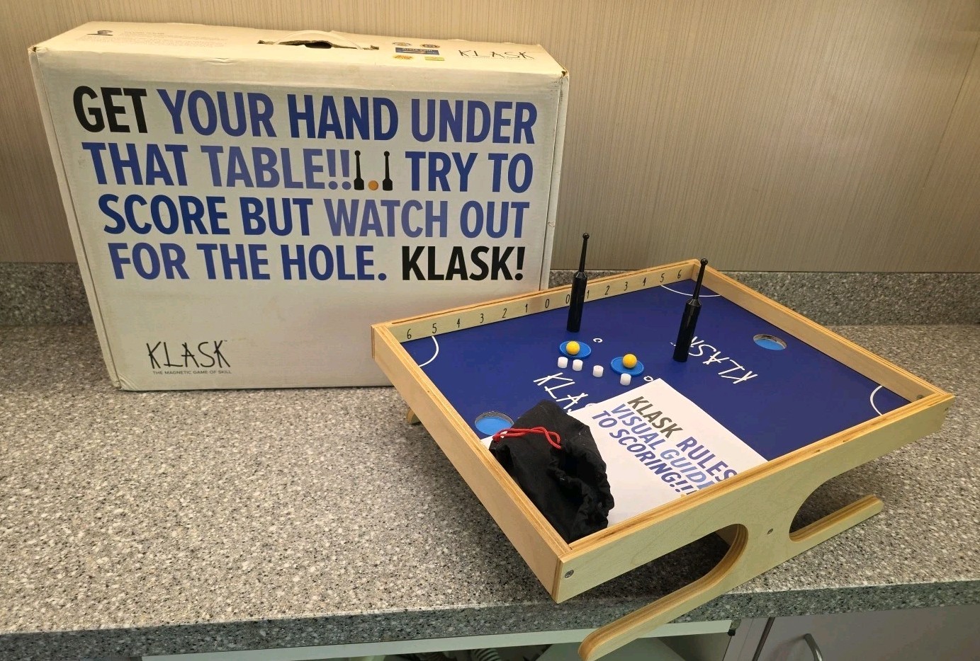 Klask The Magnetic Game Of Skill Buffalo Games Complete