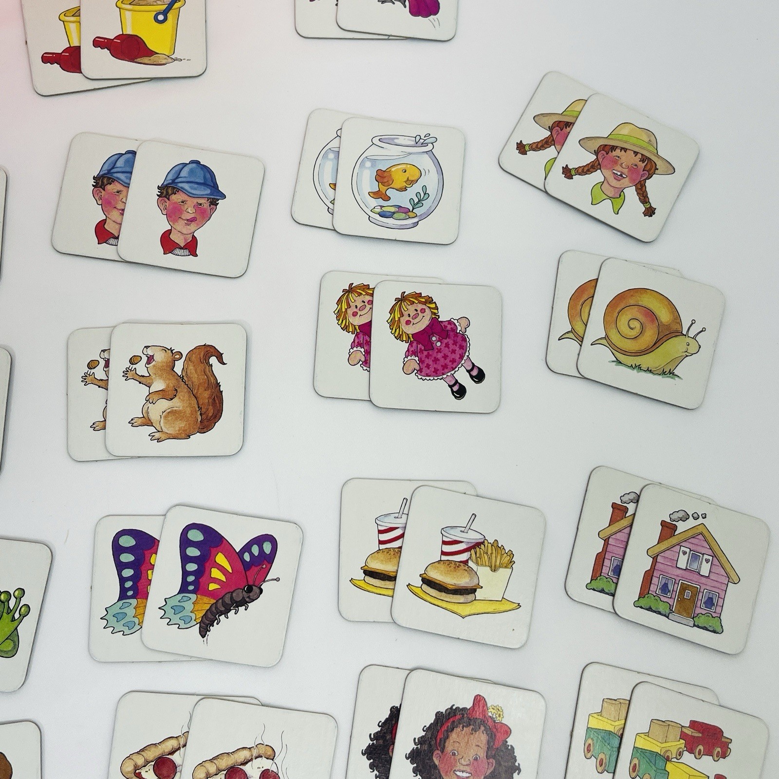 Milton Bradley Original Memory Game Kids Complete 35 Matching Pairs Vintage 1990
