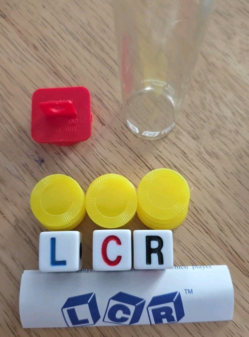 Original George & Co LCR Left Right Center Dice Game w/ Ylw Chips & Instructions