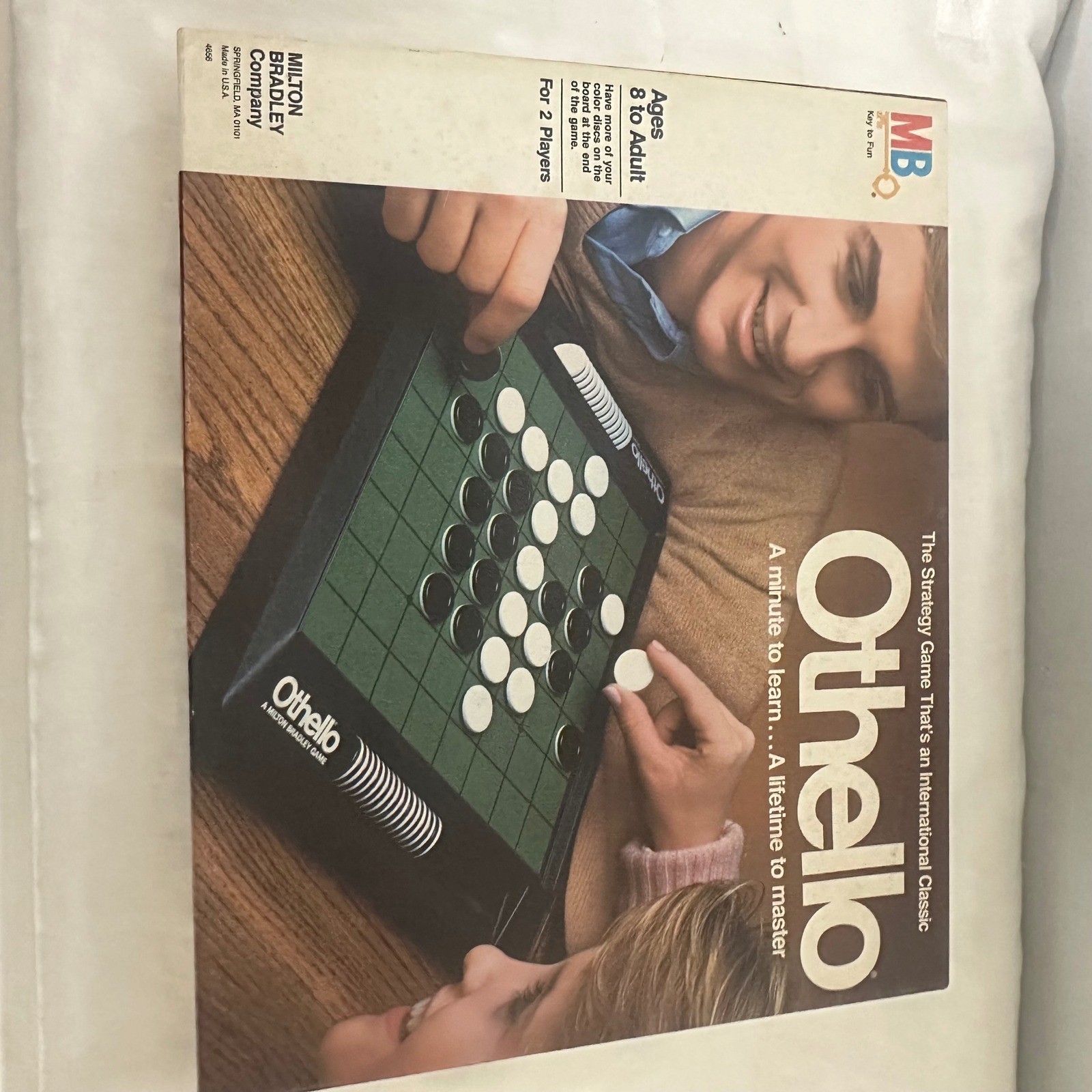 Milton Bradley Othello Strategy Game Green Excellent 1986Vintage Chips Sealed