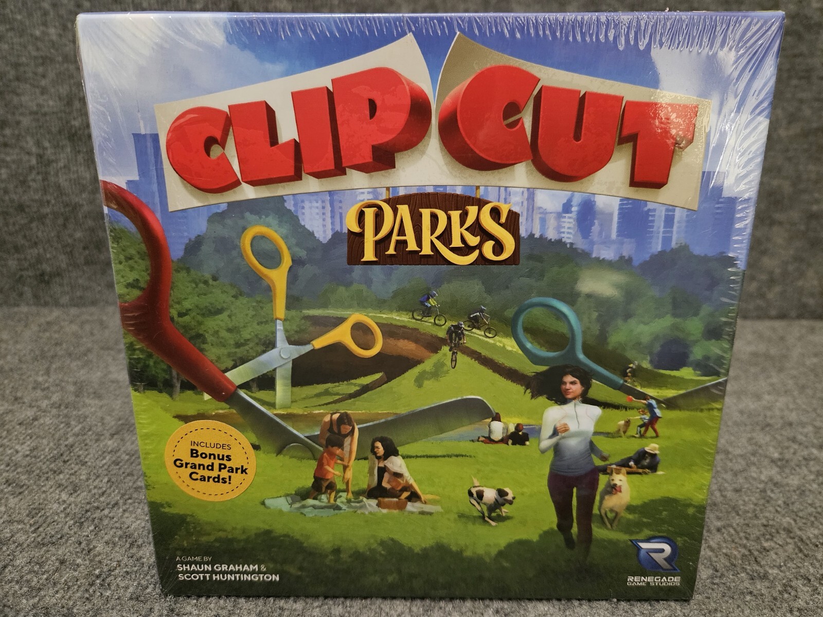 CLIP CUT PARKS Game