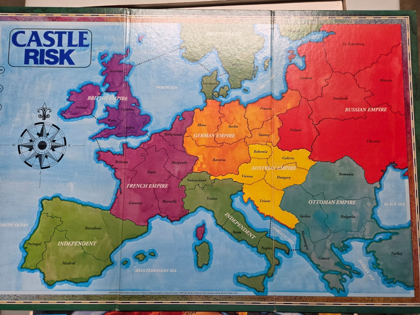 VGC Risk and Castle Risk Board Game 1990 Vintage 2 In 1 Parker Brothers Complete