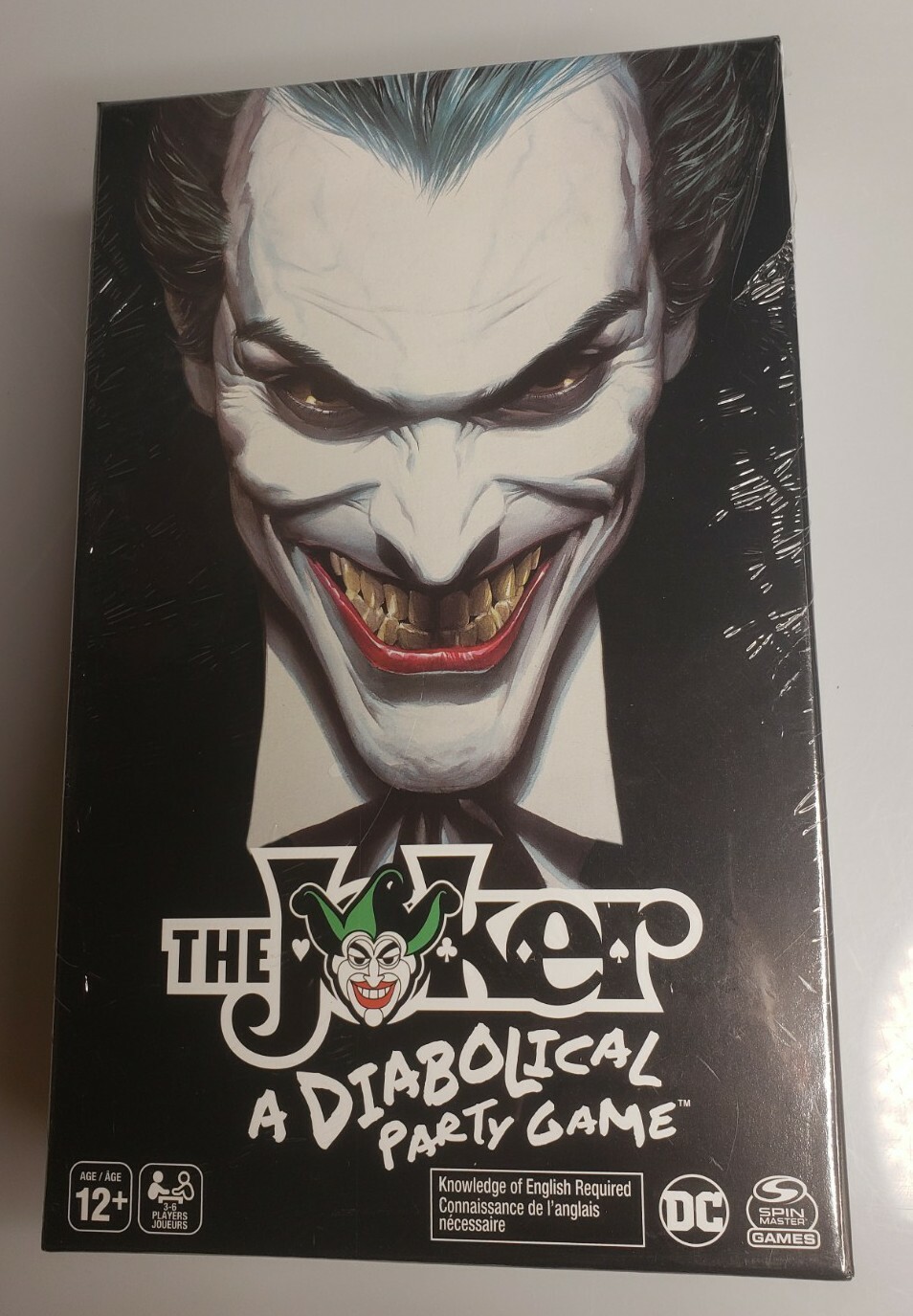 DC Comics THE JOKER A Diabolical Party Game *NIP* Ages 12+ 3-8 PLAYERS