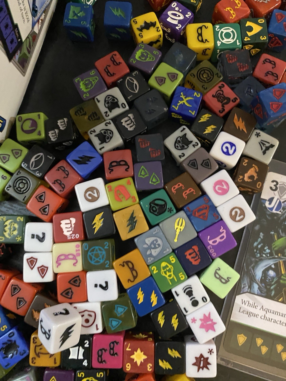 HUGE LOT- DC Dice Masters: Justice League- Wiz kids-Store Counter Box-Cards