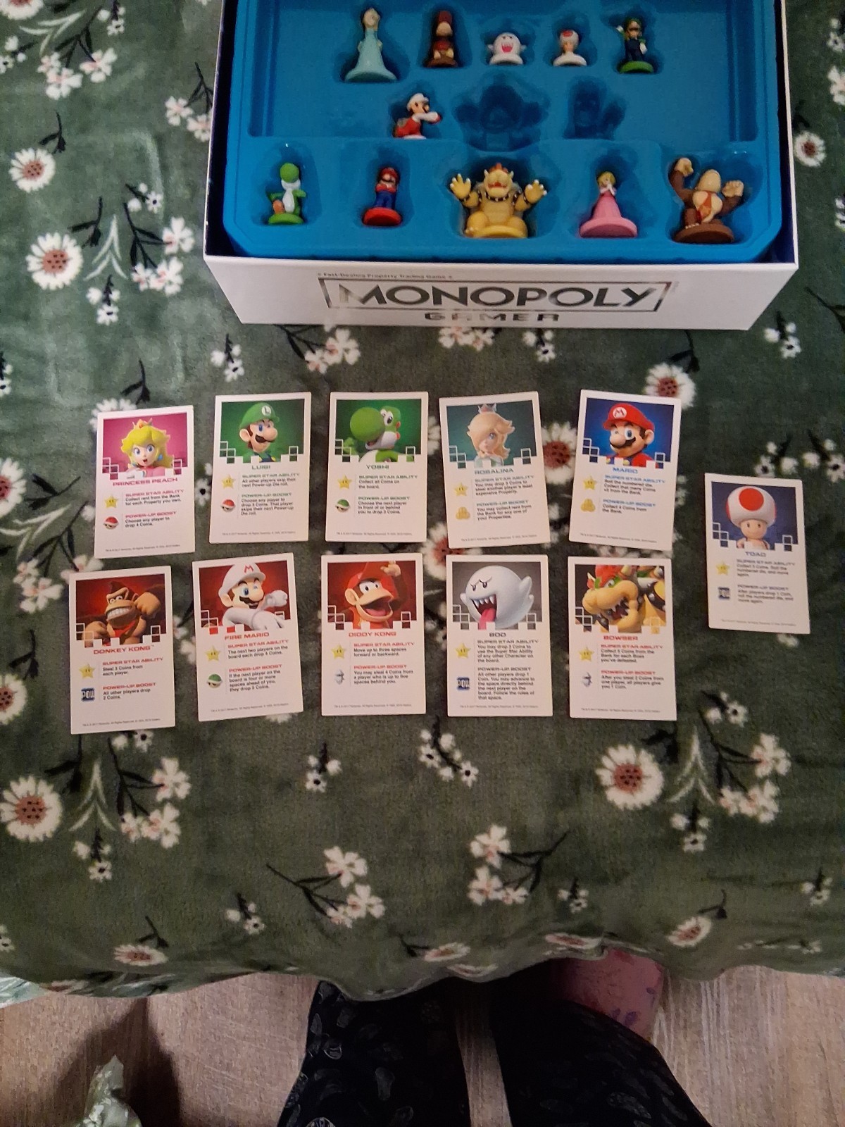 Monopoly Gamer Super Mario Complete Game with Six Add-On Character Figures