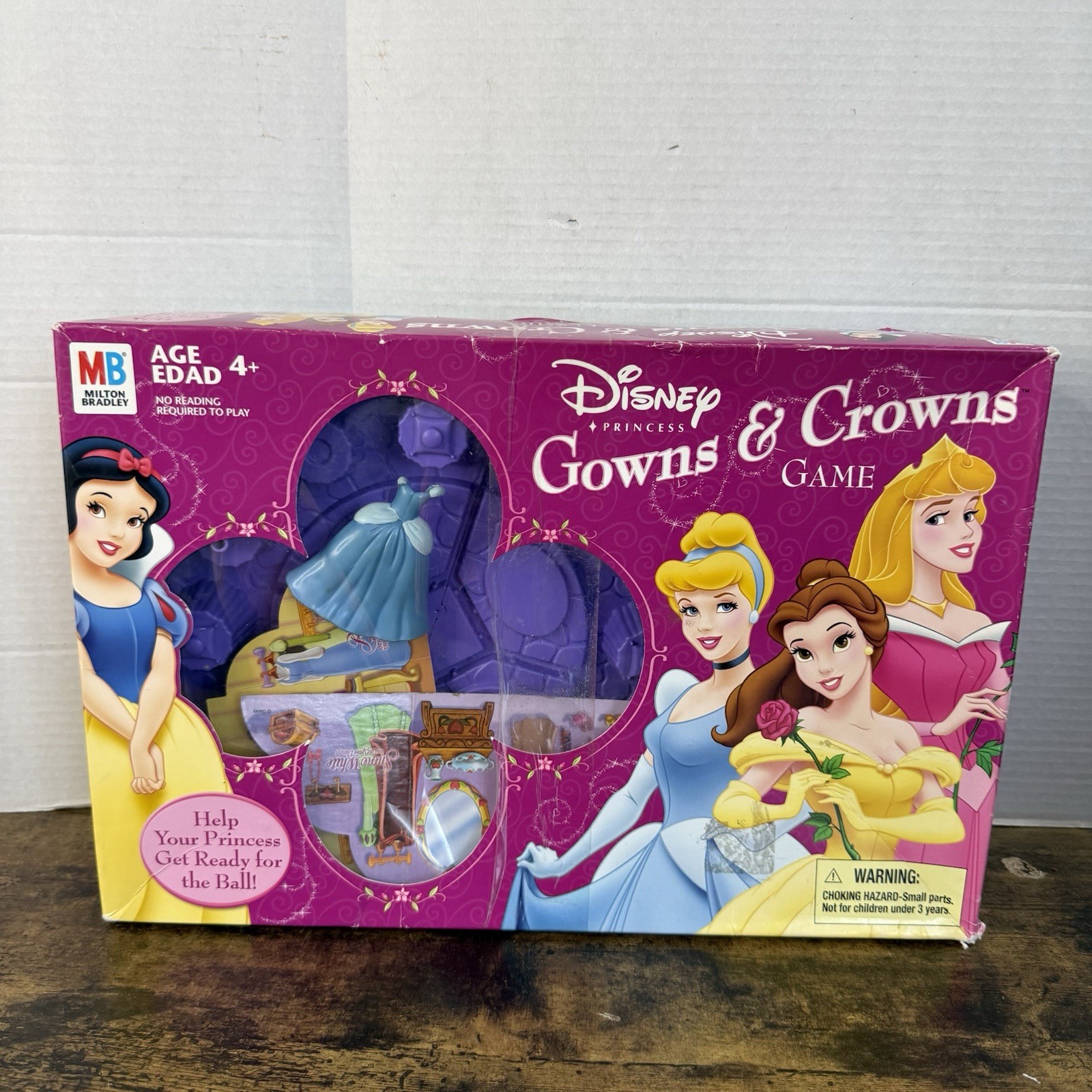 Disney Princess Gowns & Crowns Game 2005 MADE IN USA MB As Is Game Age 4+ As Is