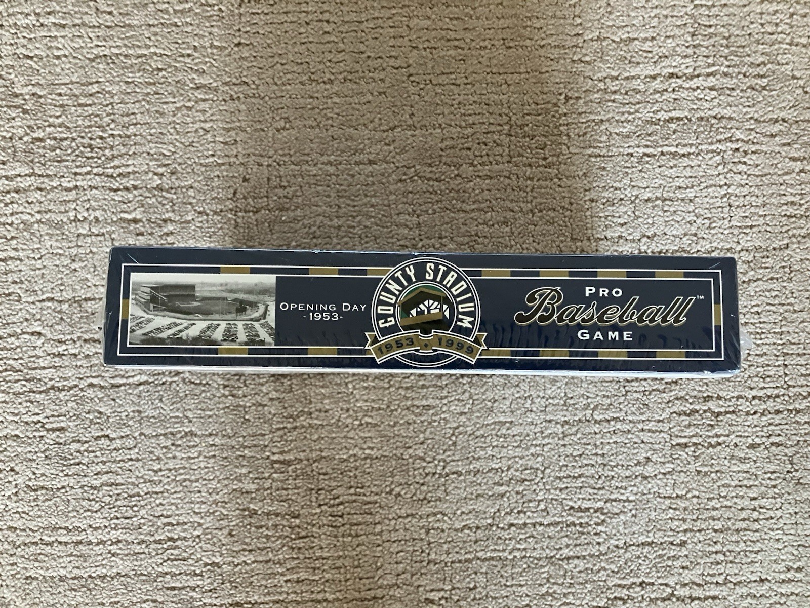 MILWAUKEE BREWERS COUNTY STADIUM PRO BASEBALL GAME 1999 SGA NEW AND SEALED!