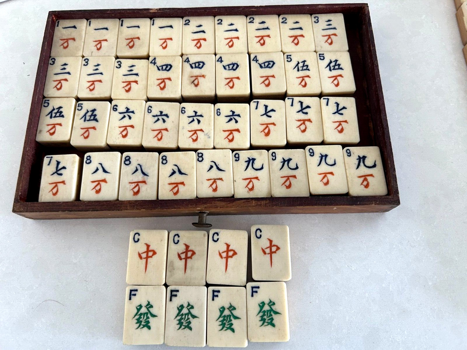 Vintage Mahjong Tiles (157) Dovetail Bamboo/Oxen/Bovine Bone in Wood Box