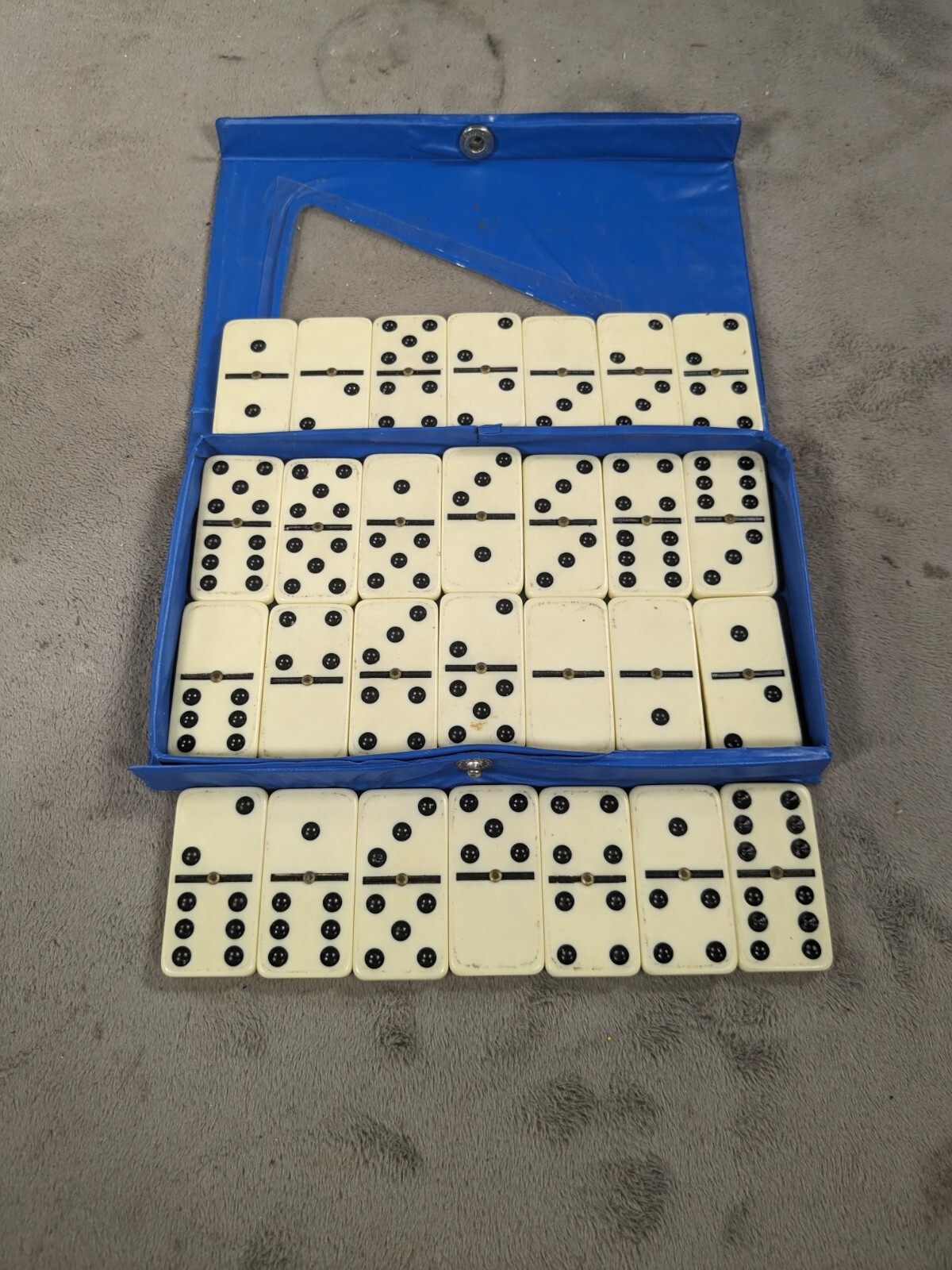 Vintage Supreme Double Six Dominoes – 28 Dominoes in Blue Vinyl Case