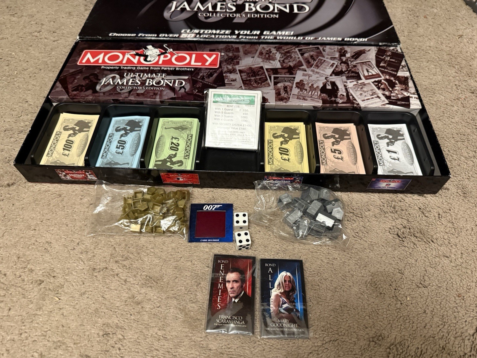 Monopoly game Ultimate James Bond 007 Collector’s Edition w/ 6 Tokens, Decoder