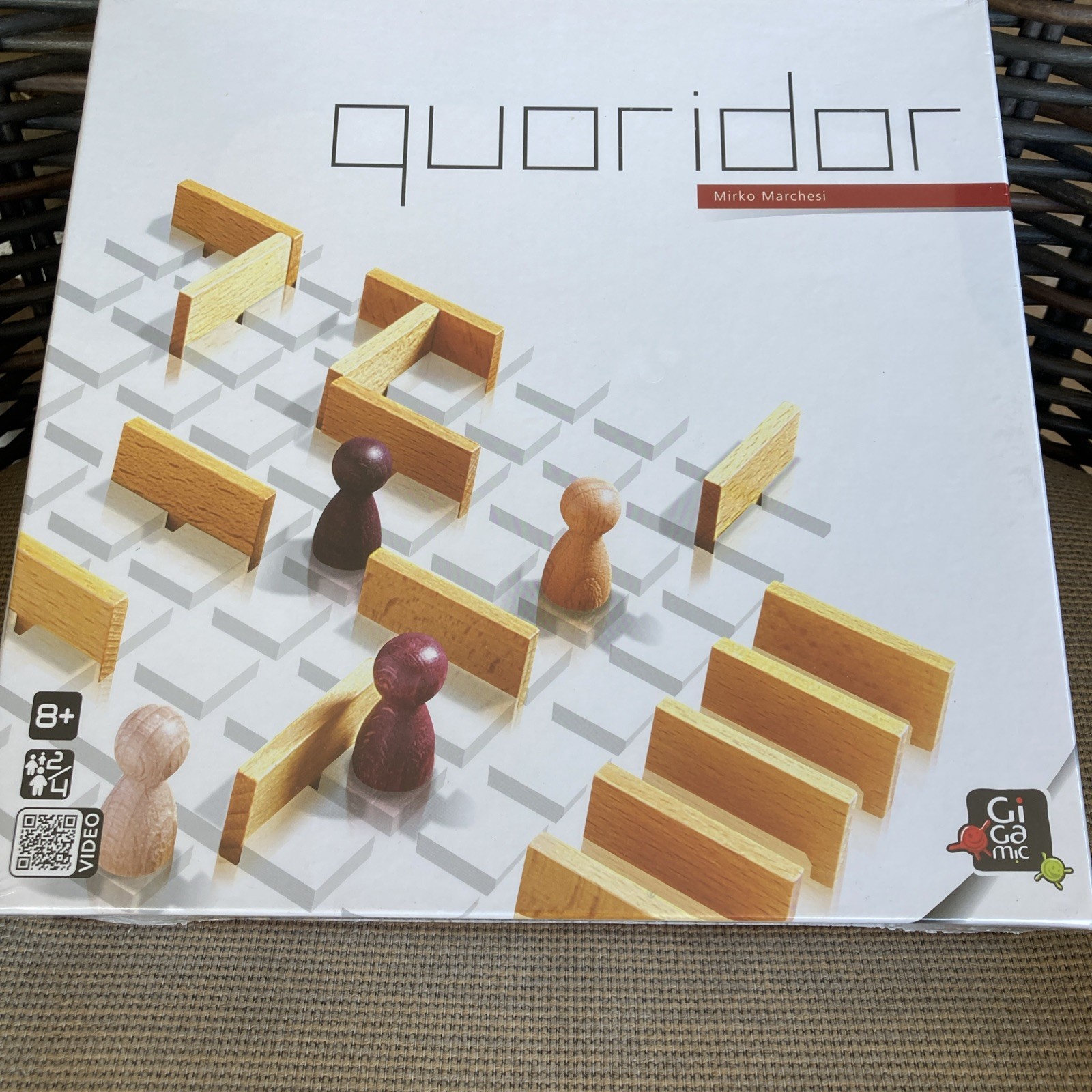 Quoridor Wooden Abstract Strategy Game – Fun for Ages 8+ Sealed * NEW!
