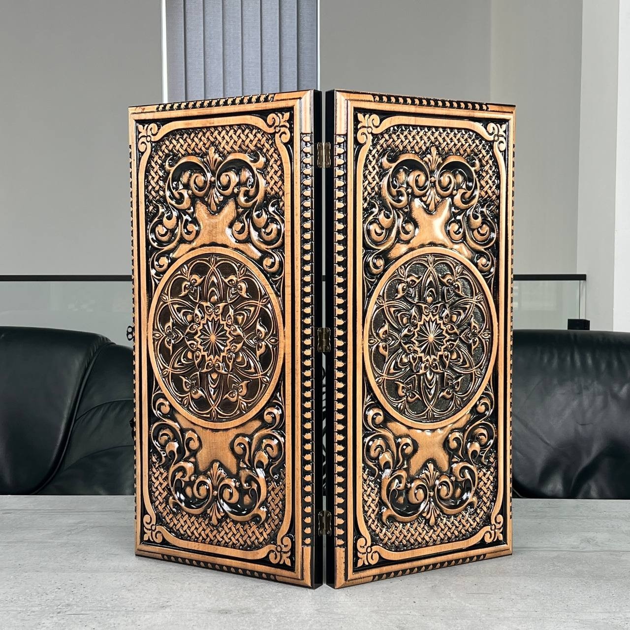 IN STOCK Luxury Maple Wood Backgammon Set Handmade Lion Design Custom Gift Men