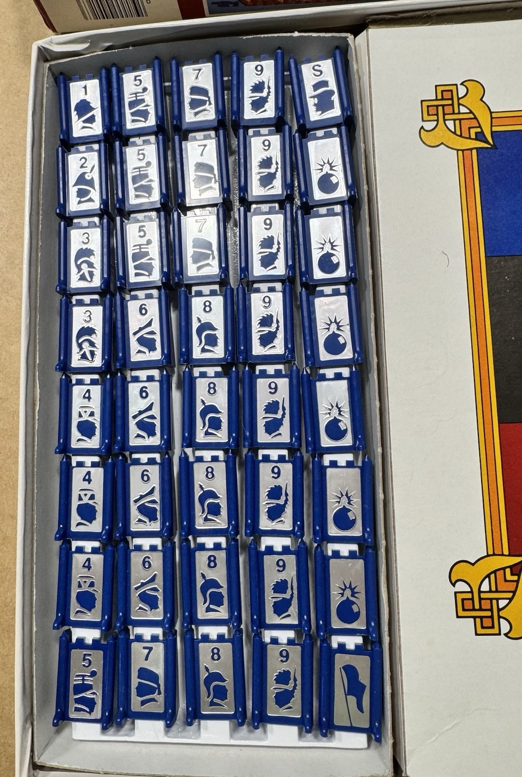 Stratego Battlefield Strategy Board Game Complete 4916 Milton Bradley 1986 Vtg