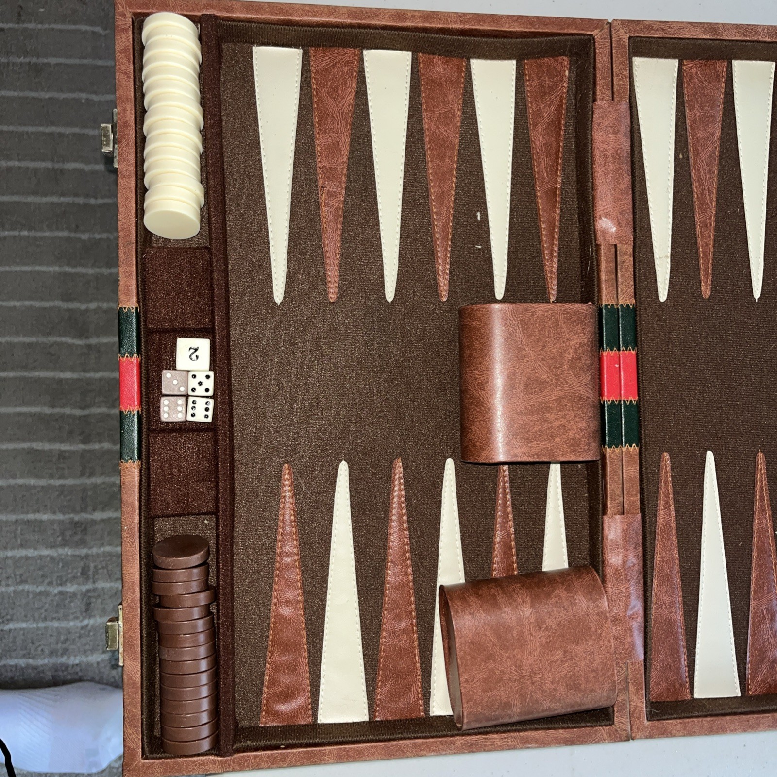 Vintage Backgammon Set Travel Case Leatherette Complete w Dice Cups 1950s 60s