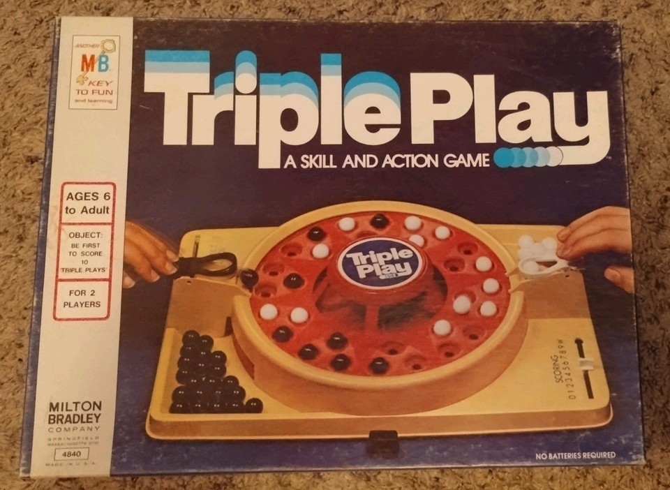 COMPLETE & WORKING: TRIPLE PLAY Skill & Action Board Game Milton Bradley 1978