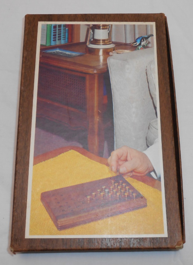 Vintage Hoyle Official Games The Kan Yu Puzzler Model No. 8107 Walnut SETCO HTF
