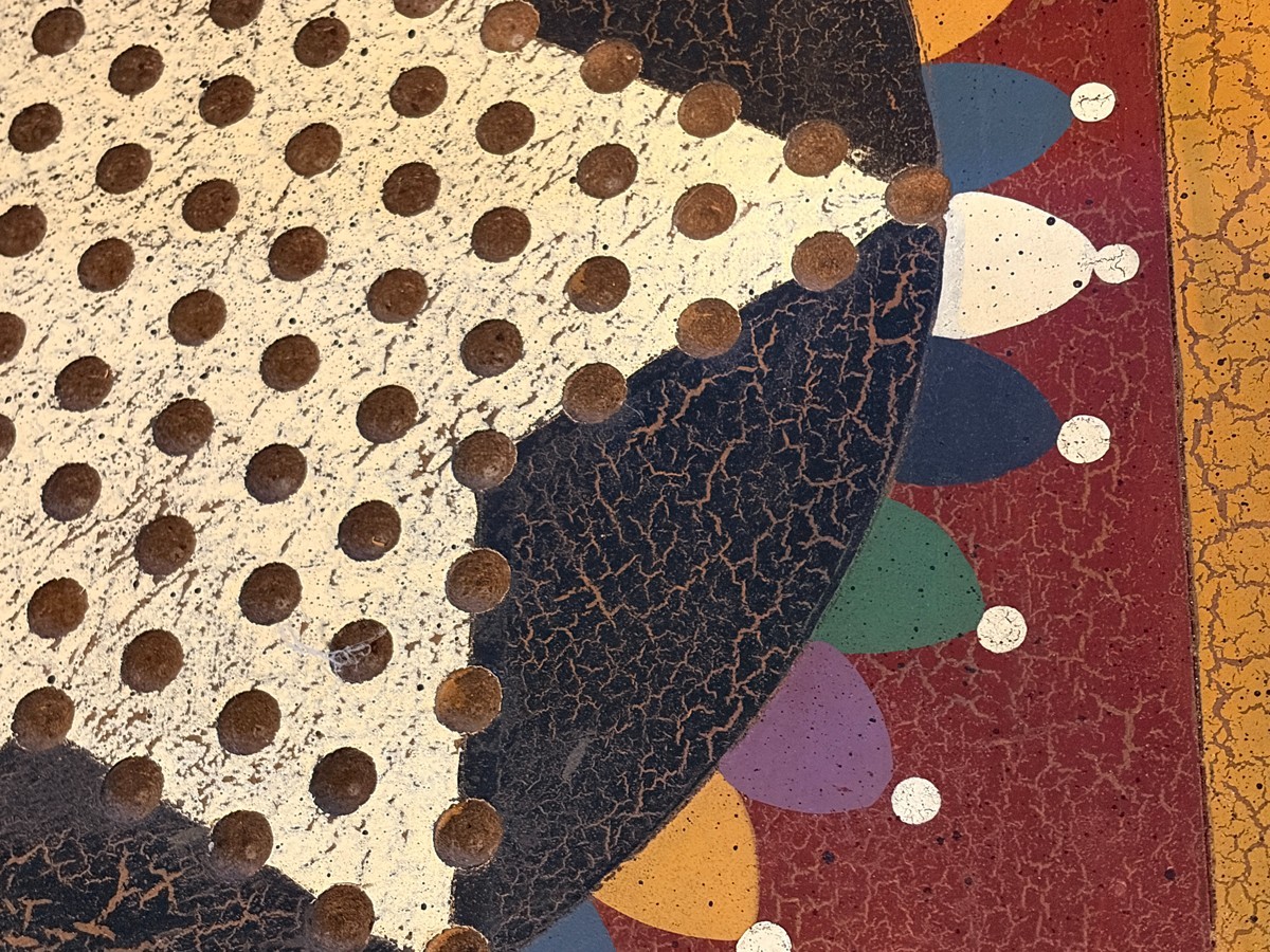 Chinese Checkers Board Game. Heavy Wood Construction Wall Hanging Has 60 Marbles