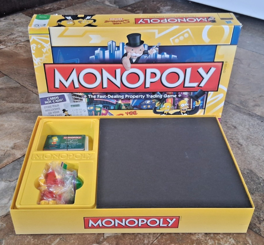 Monopoly: The Simpsons Electronic Edition Board Game