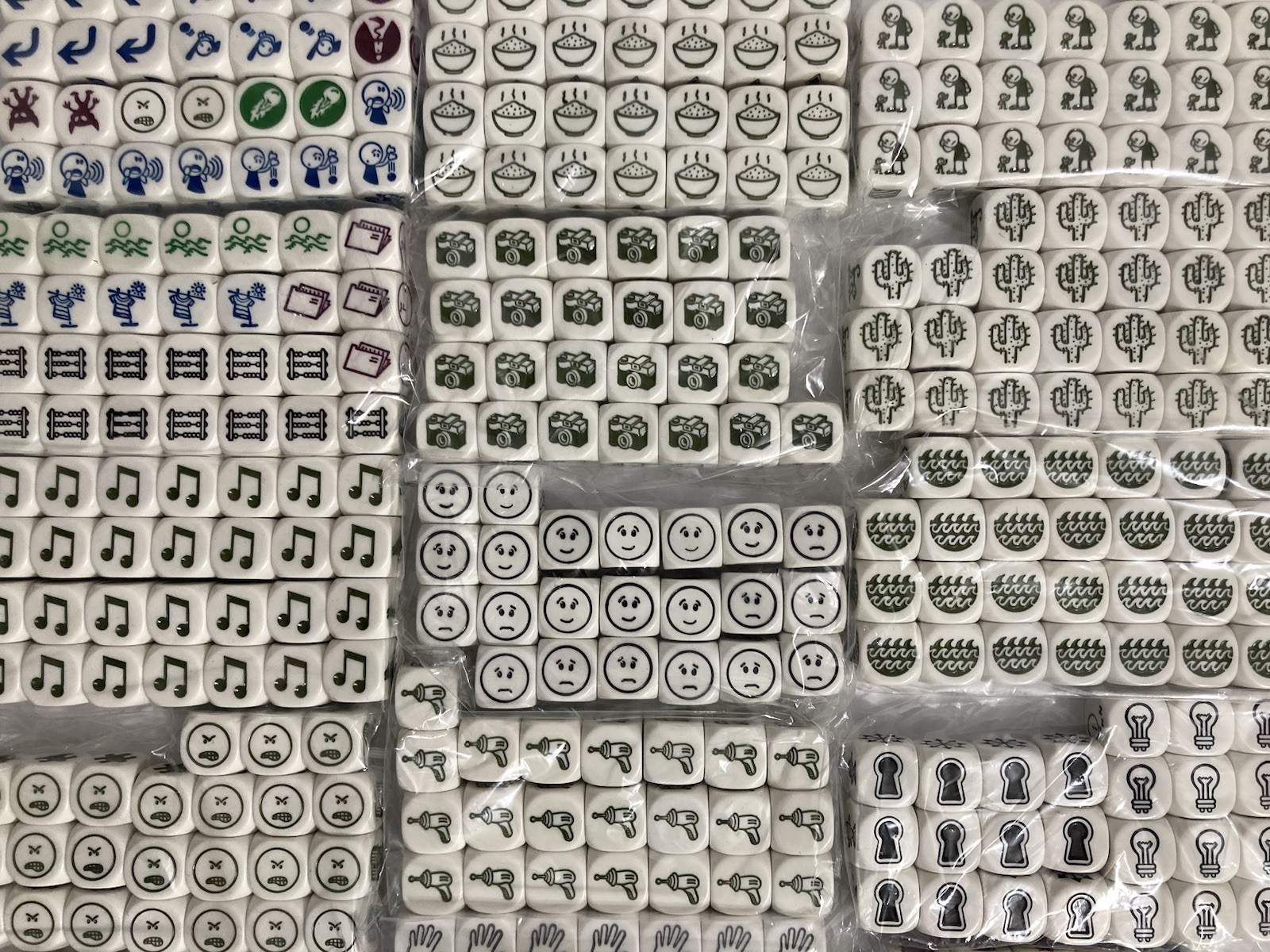 Rory’s Story Cubes Storytelling Dice Game Lot of 405