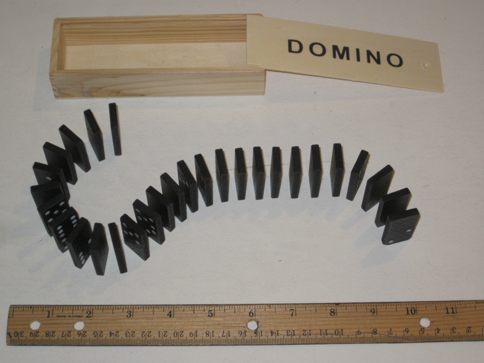 Dominoes Set 28 Wooden Dominoes In Box w/Instructions – Play, Tile Game, Kid Toy