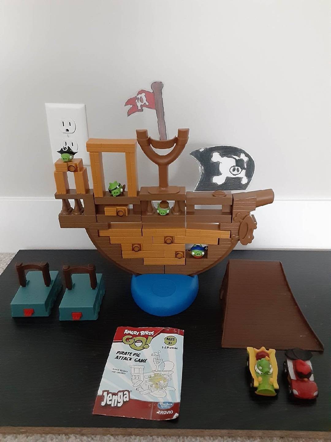 Angry Birds GO! | Jenga Pirate Pig Attack w/Instructions