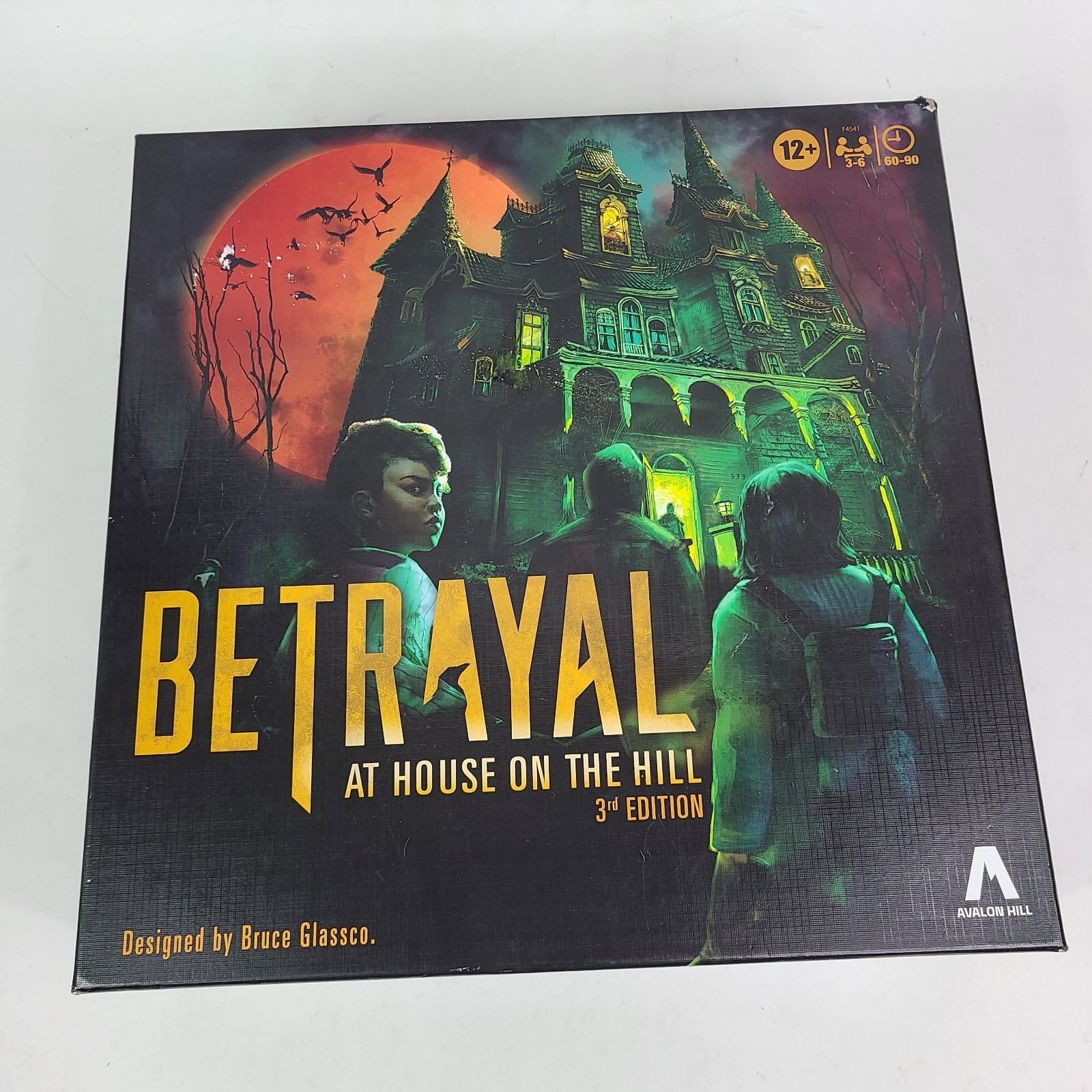 Avalon Hill Hasbro Gaming Betrayal at The House on The Hill 3rd Edition Open Box