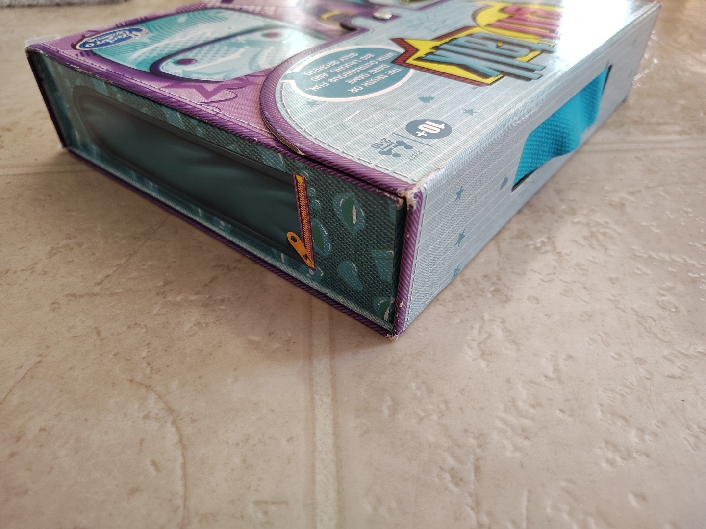 Hasbro Girl Talk Game, Board Game 2021 – Girl Party, Sleepover