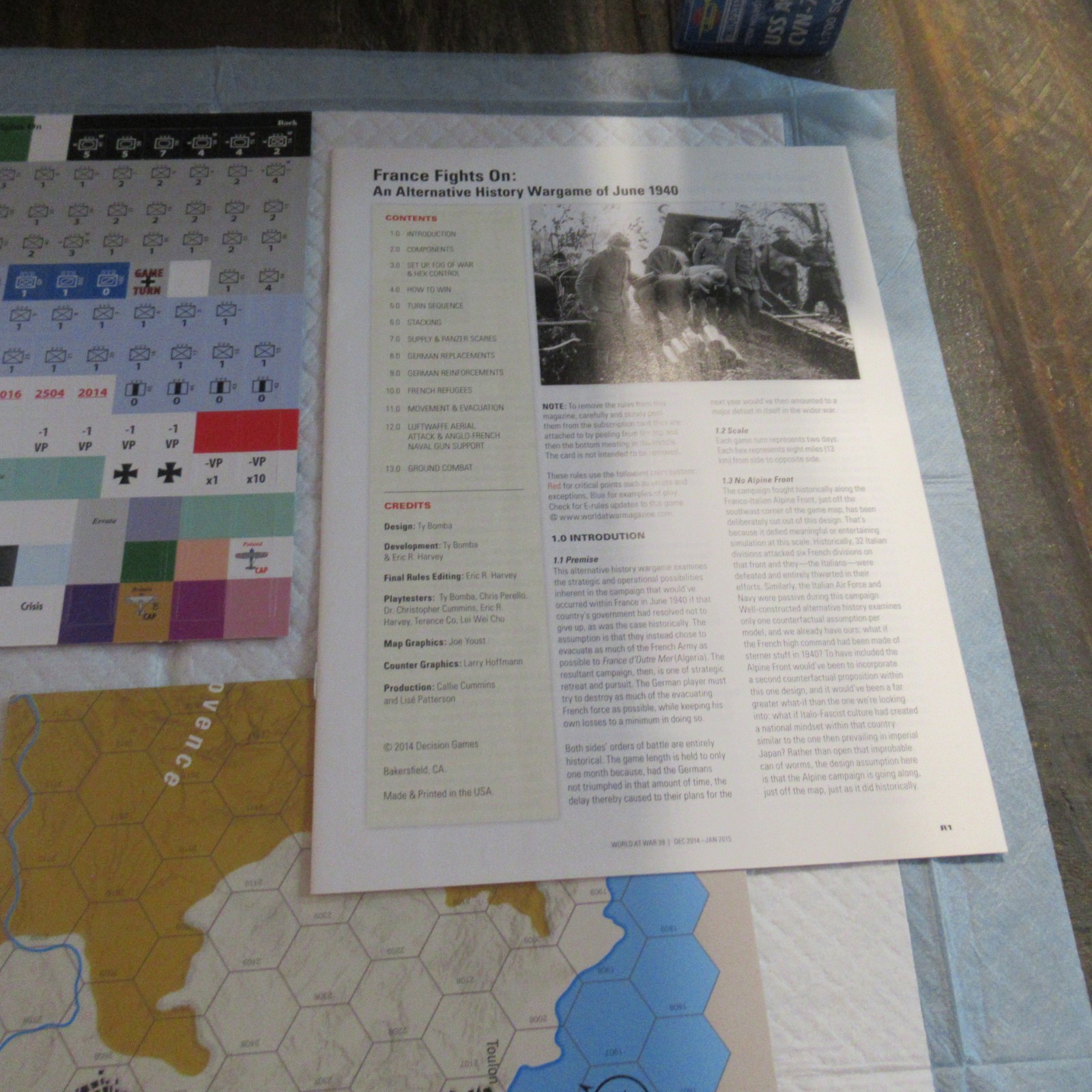VINTAGE WORLD AT WAR MAGAZINE UNPUNCHED GAME #39 FRANCE FIGHTS ON