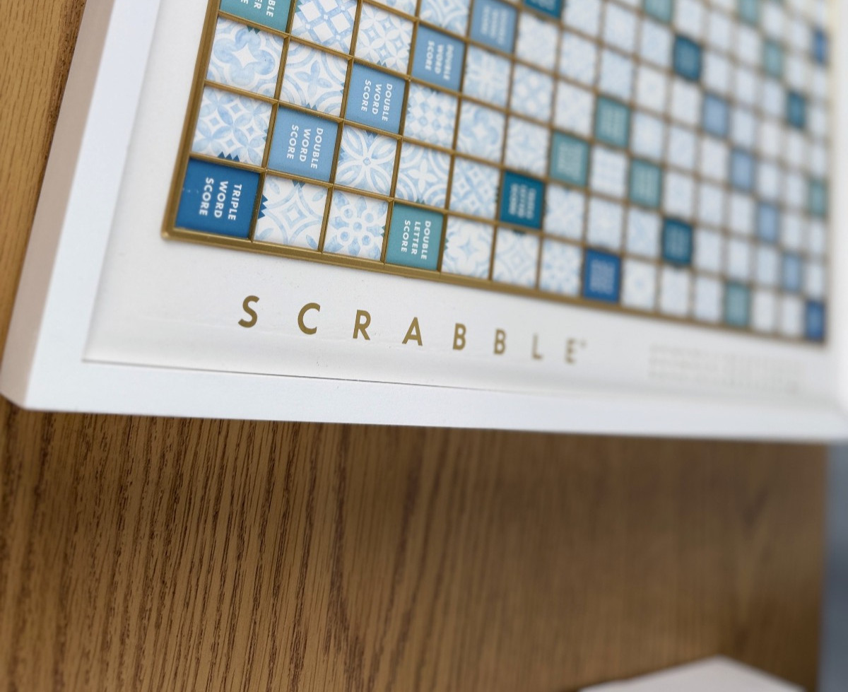 Scrabble Bianco Edition WS Game Rotating Wooden Game Board OPEN BOX