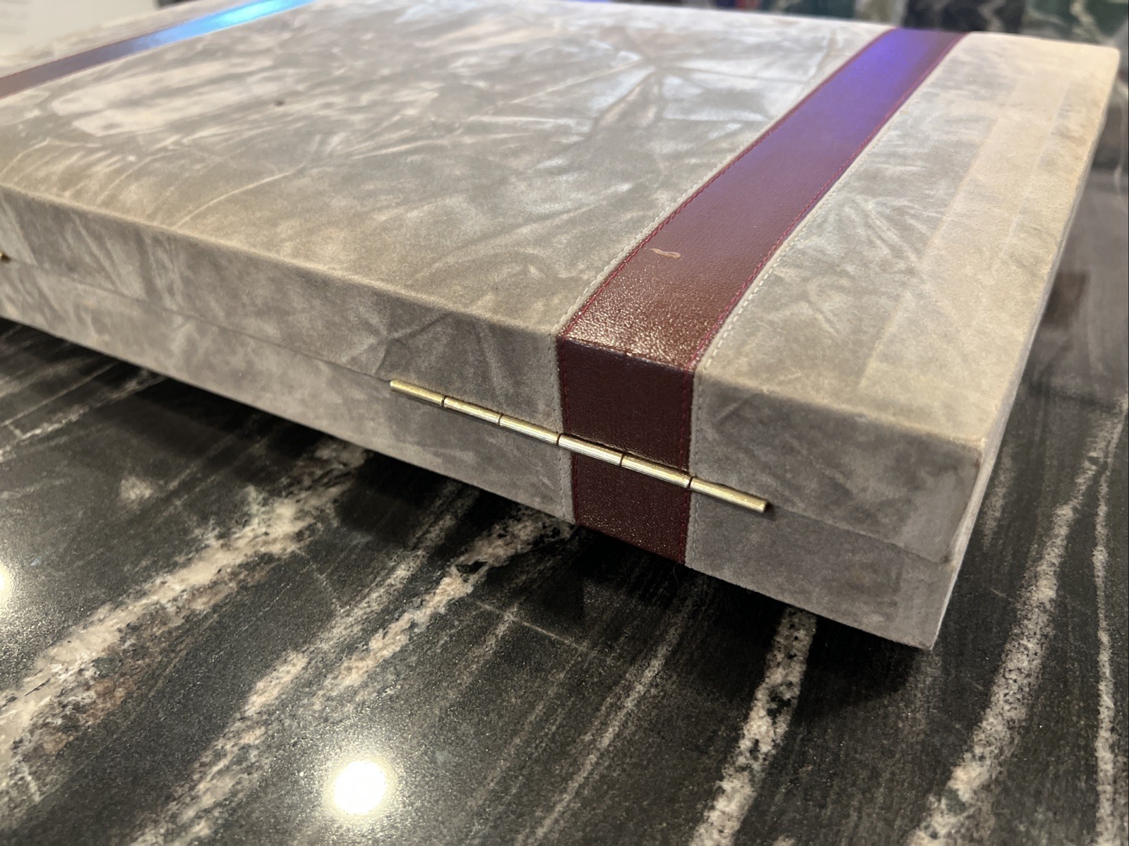 Aries of Beverly Hills Vintage Backgammon Set Gray and Red Travel Case Complete