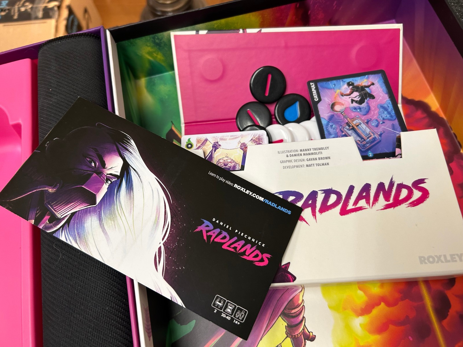 RARE Radlands Super Deluxe Board Game with Playmats, Roxley Games, 2021