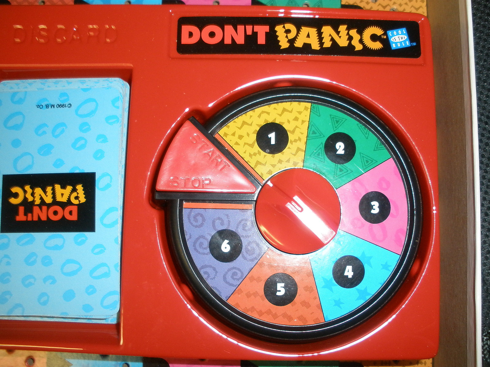Charming Don’t Panic! Old School Milton Bradley Complete