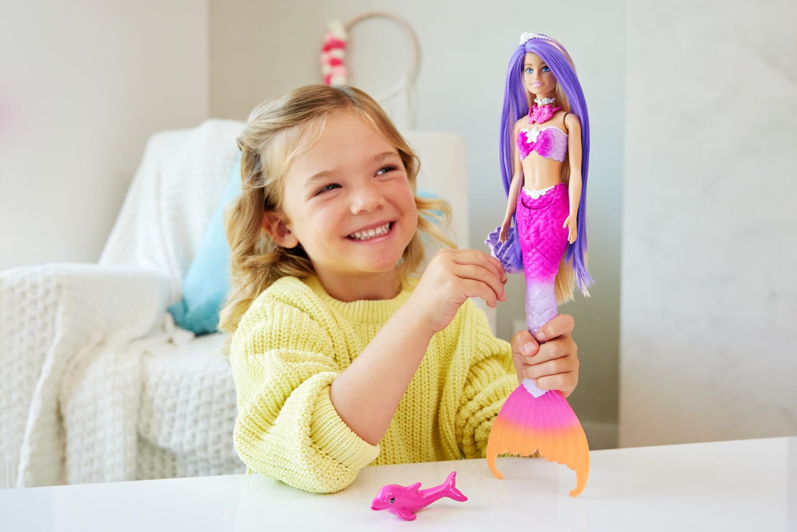 Barbie Mermaid Doll Malibu Pink Hair Pet Dolphin Figure HRP97 treats natural