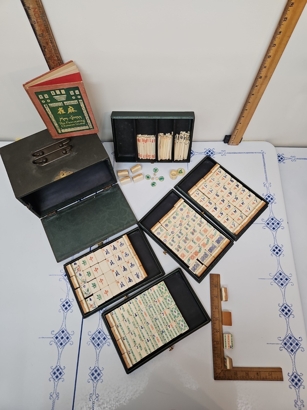 MAHJONG SET. With Beautiful Bone and Bamboo Tiles in Ornate Case W/Book Antique
