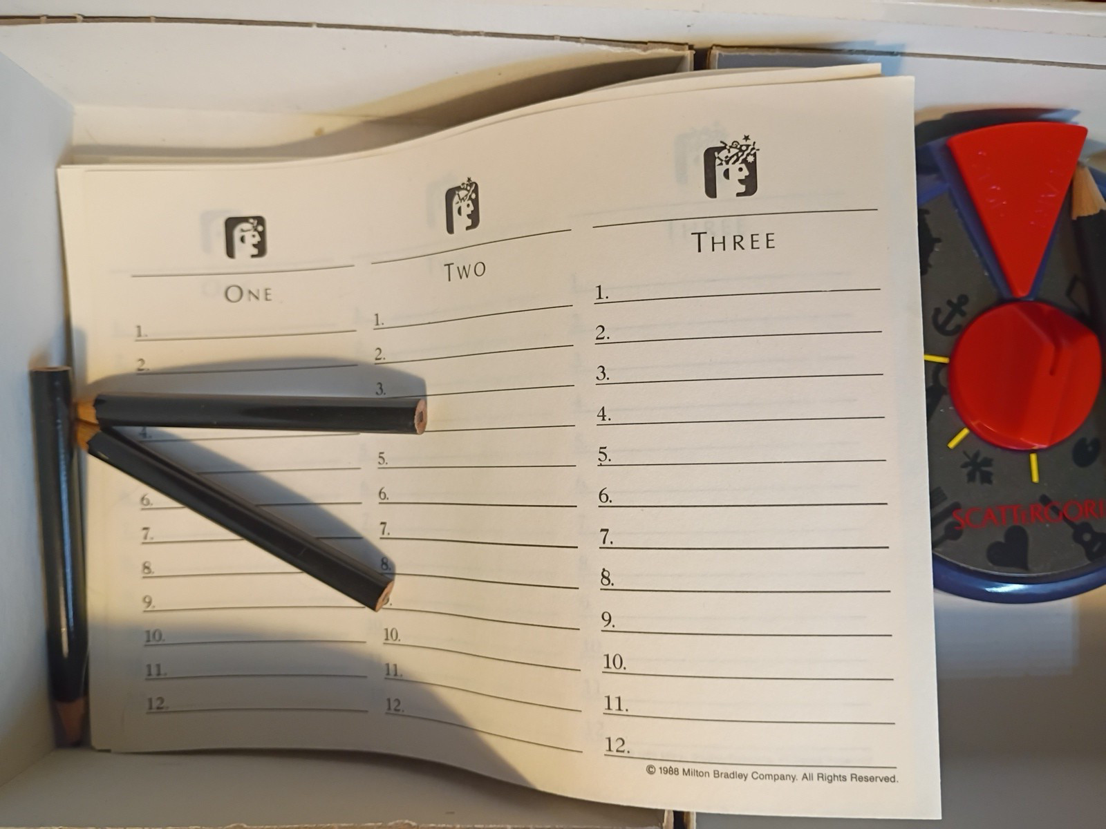 Scattergories Board Game – Complete 1988 – Vintage – COMPLETE SET!