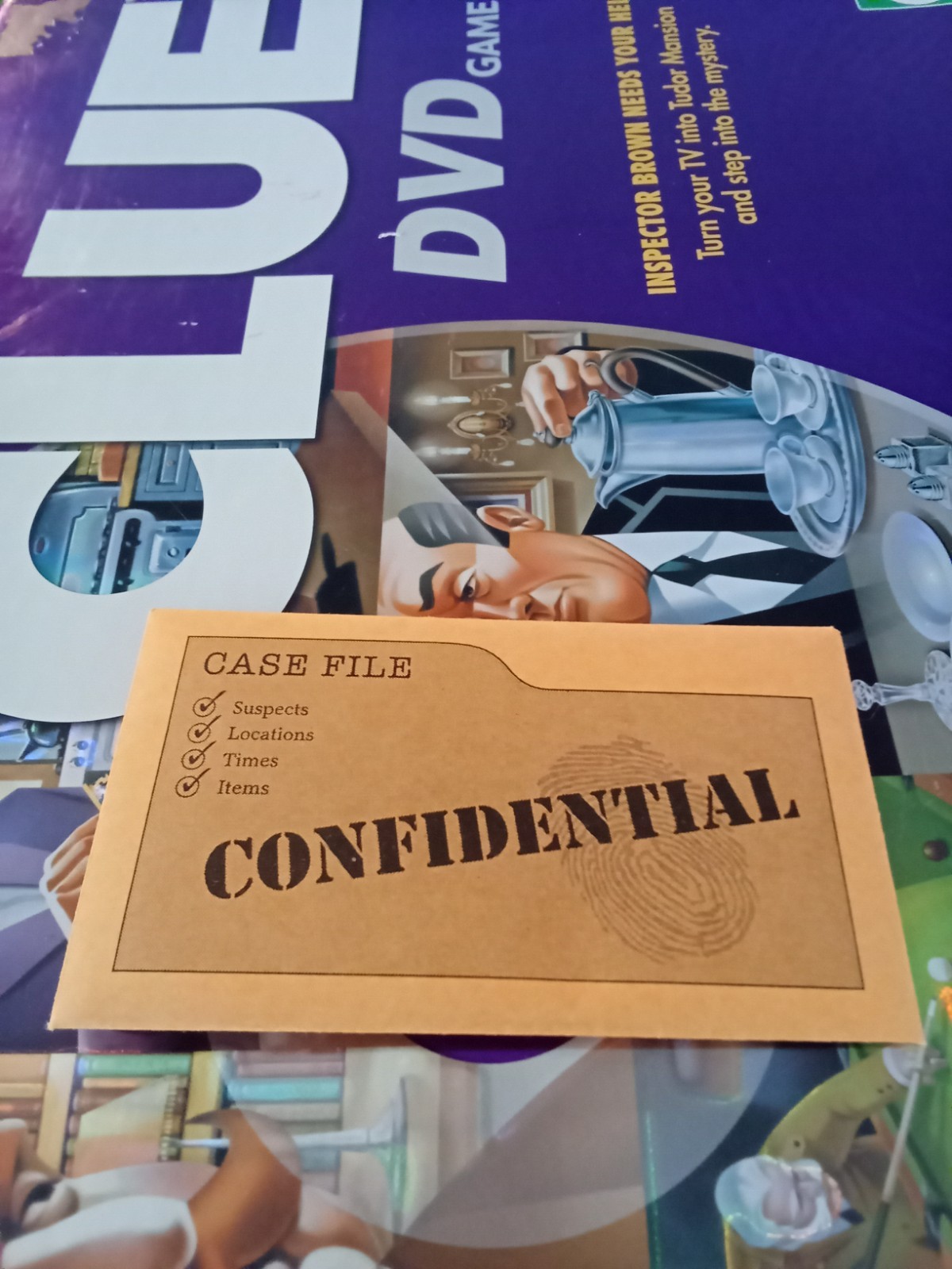 Clue DVD Parker Brothers 2006 Classic Detective Board Game Mystery. complete.