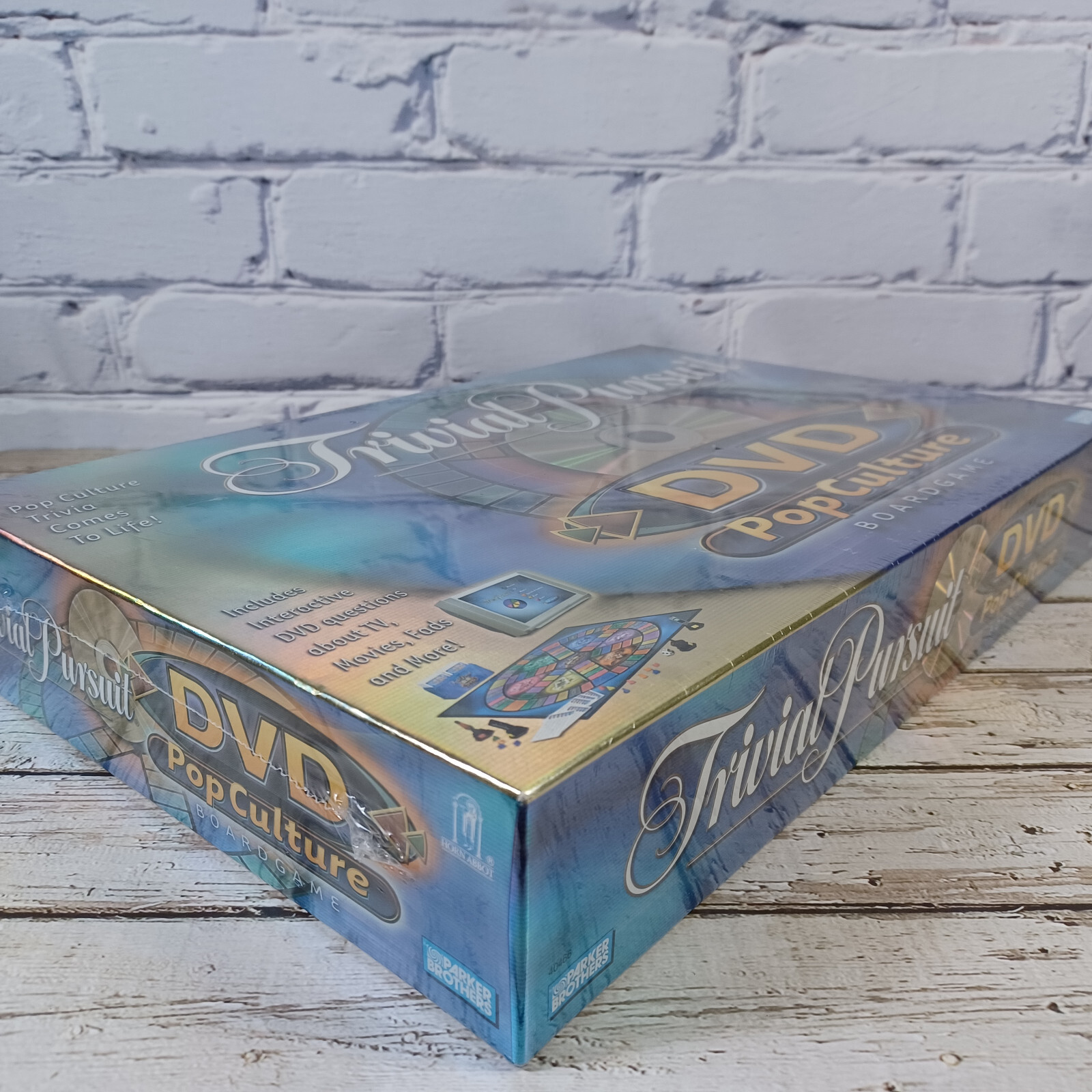 TRIVIAL PURSUIT Pop Culture DVD Board Game 2003-Factory Sealed