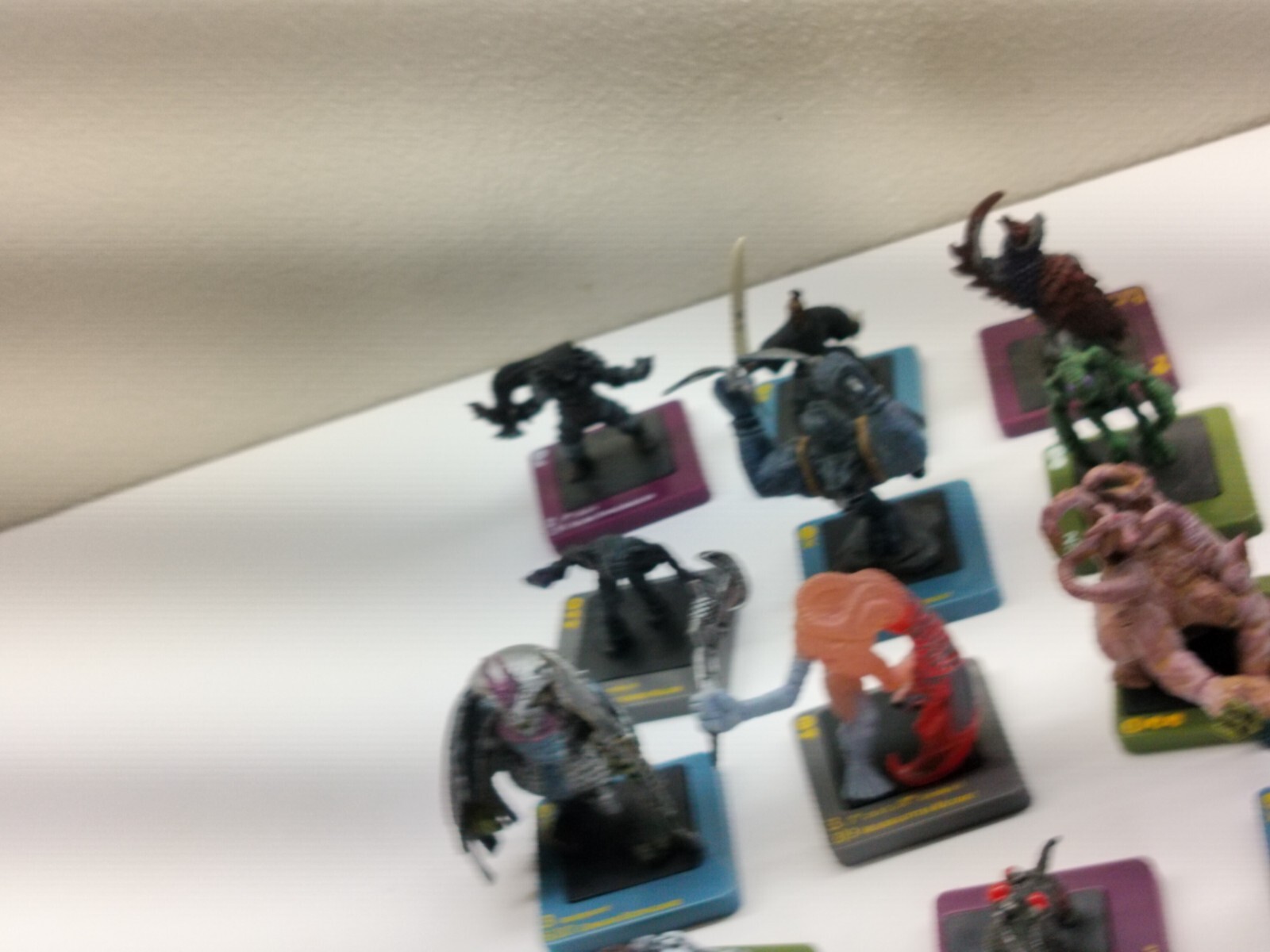 Dreamblade Miniature Figures Figurine – Lot of 12 Figures
