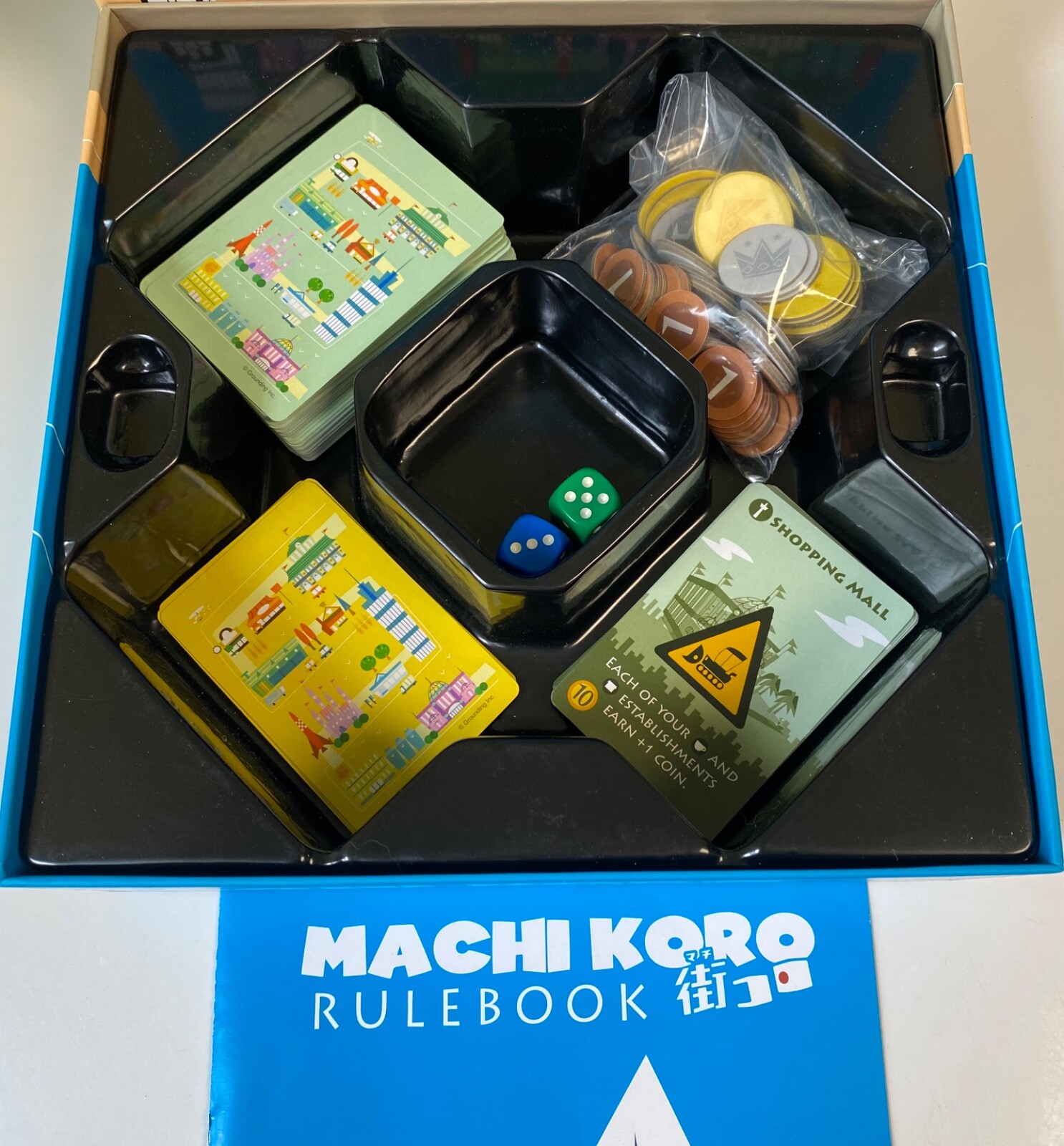 Machi Koro Board Game PandaSaurus Award Winning Japanese Card Game IDW Complete!