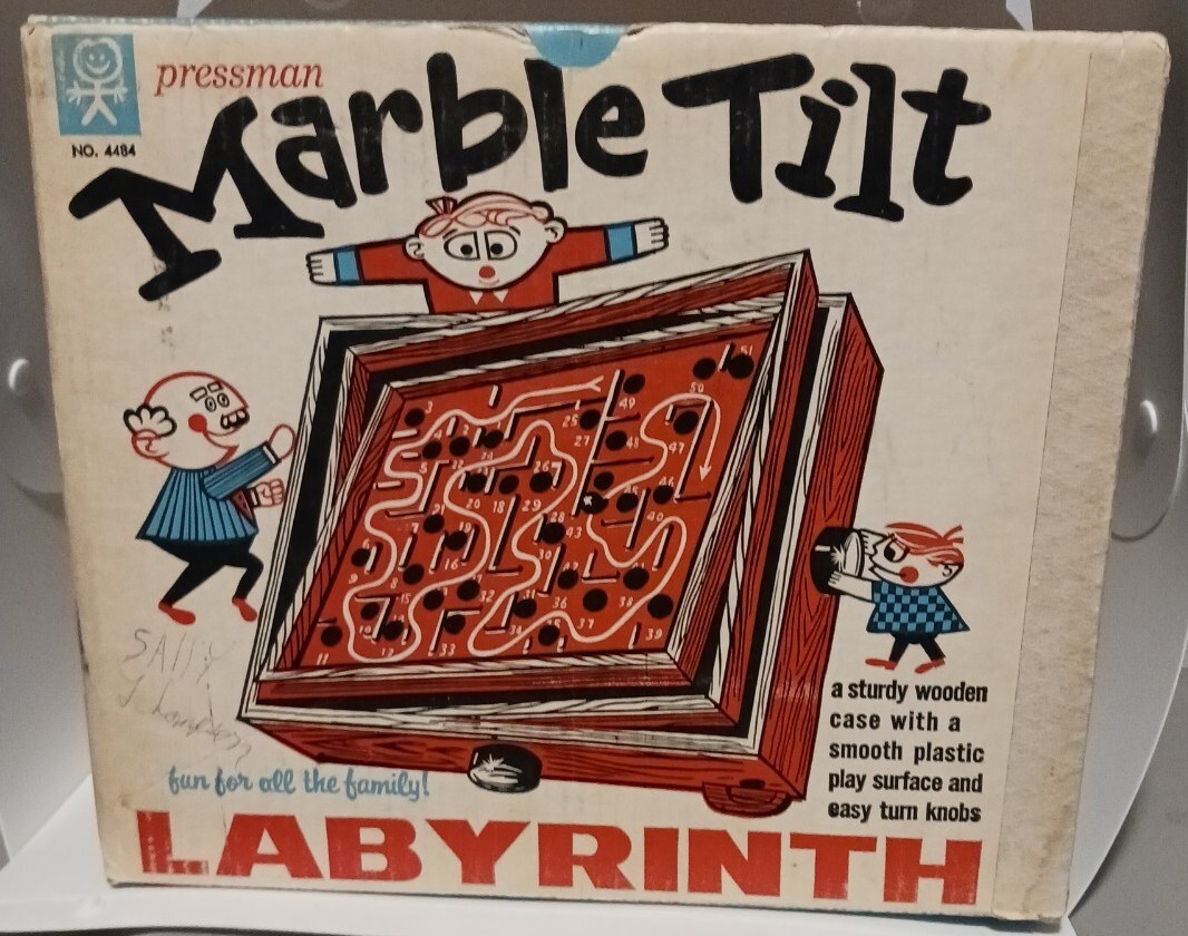 Vintage 1960s Pressman Marble Tilt Labyrinth A Maze Game Original 4484
