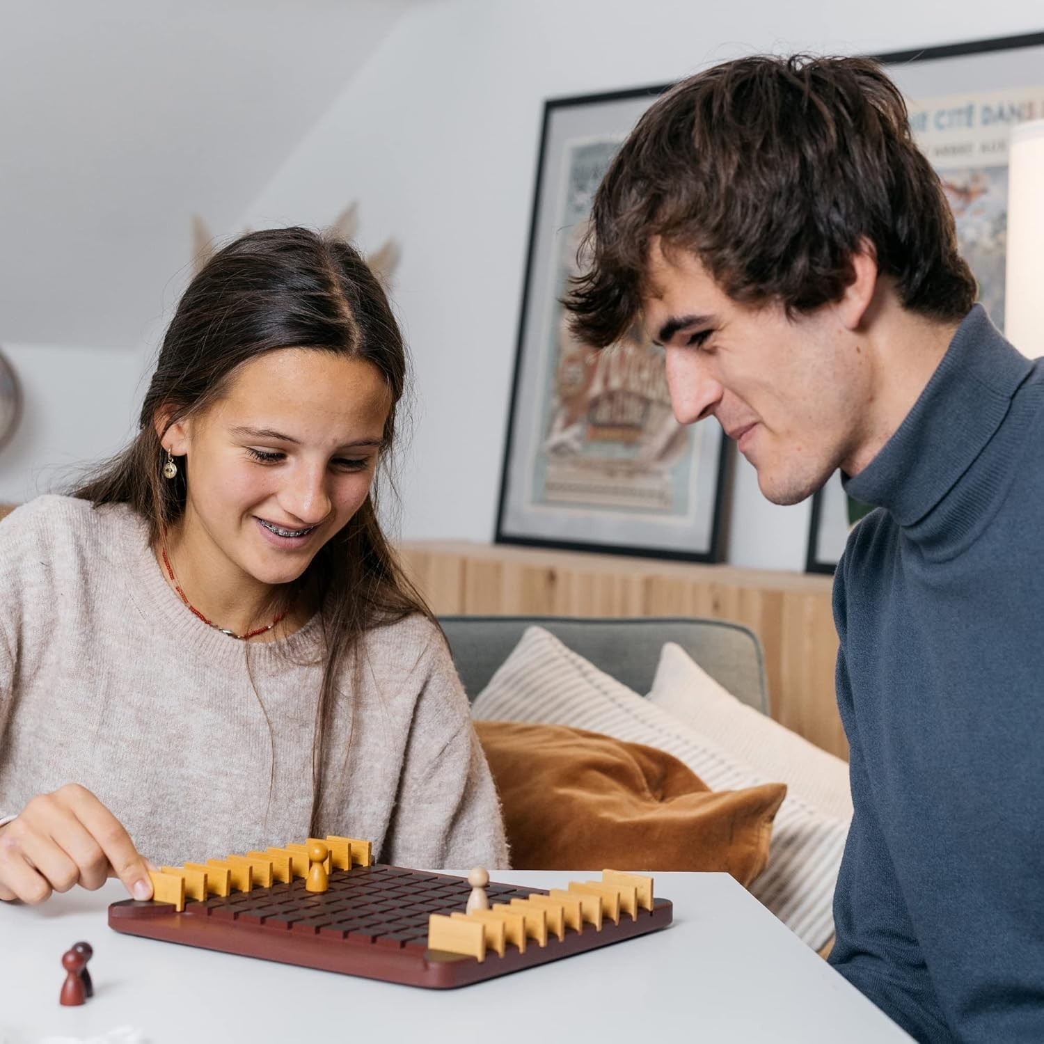 Quality Wooden Quoridor Game – Enhance Strategy Skills with Family Fun