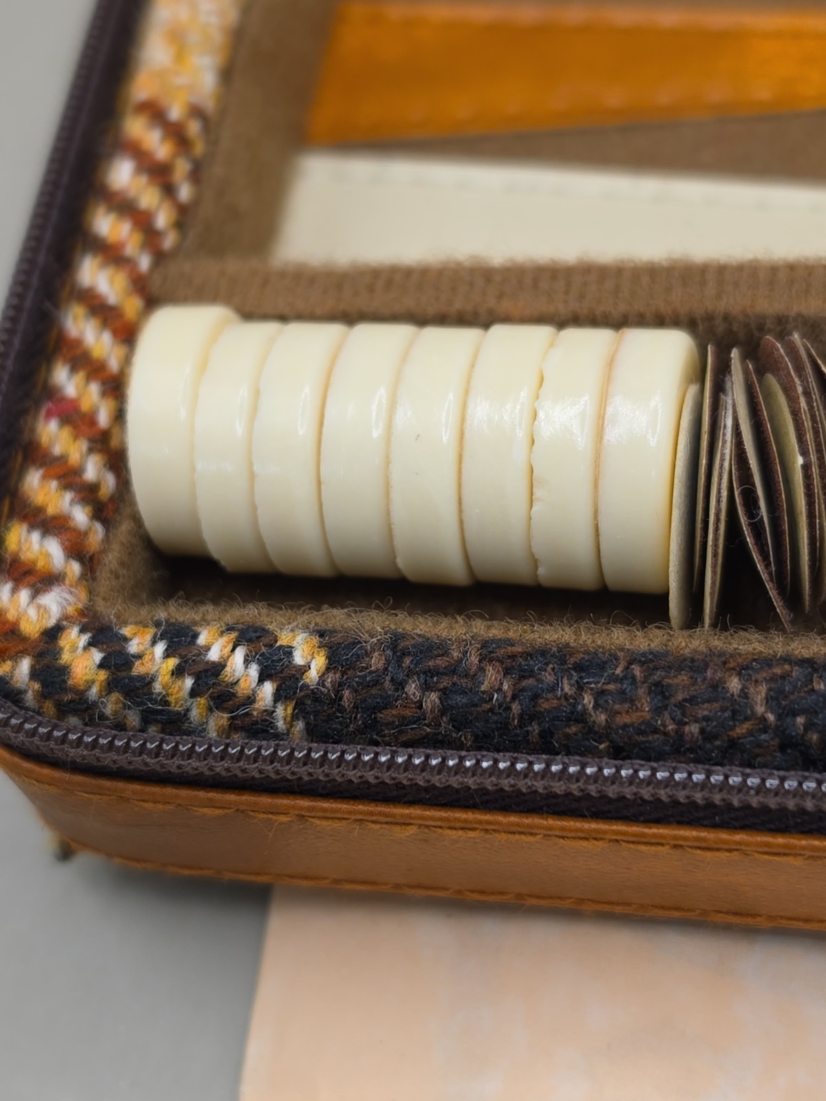 Vintage Backgammon Set Zippered Travel Case Brown Plaid Wool & Leather Complete
