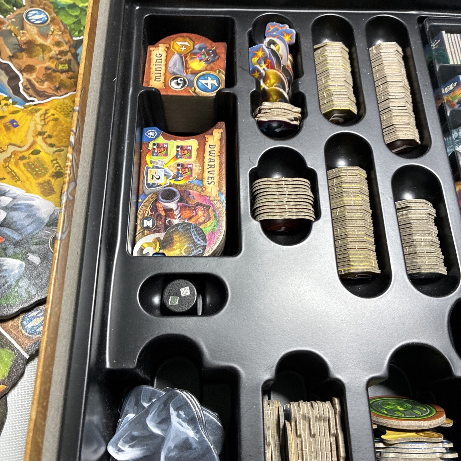 Small World of Warcraft Board Game Days of Wonder Blizzard 2-5 Players Complete