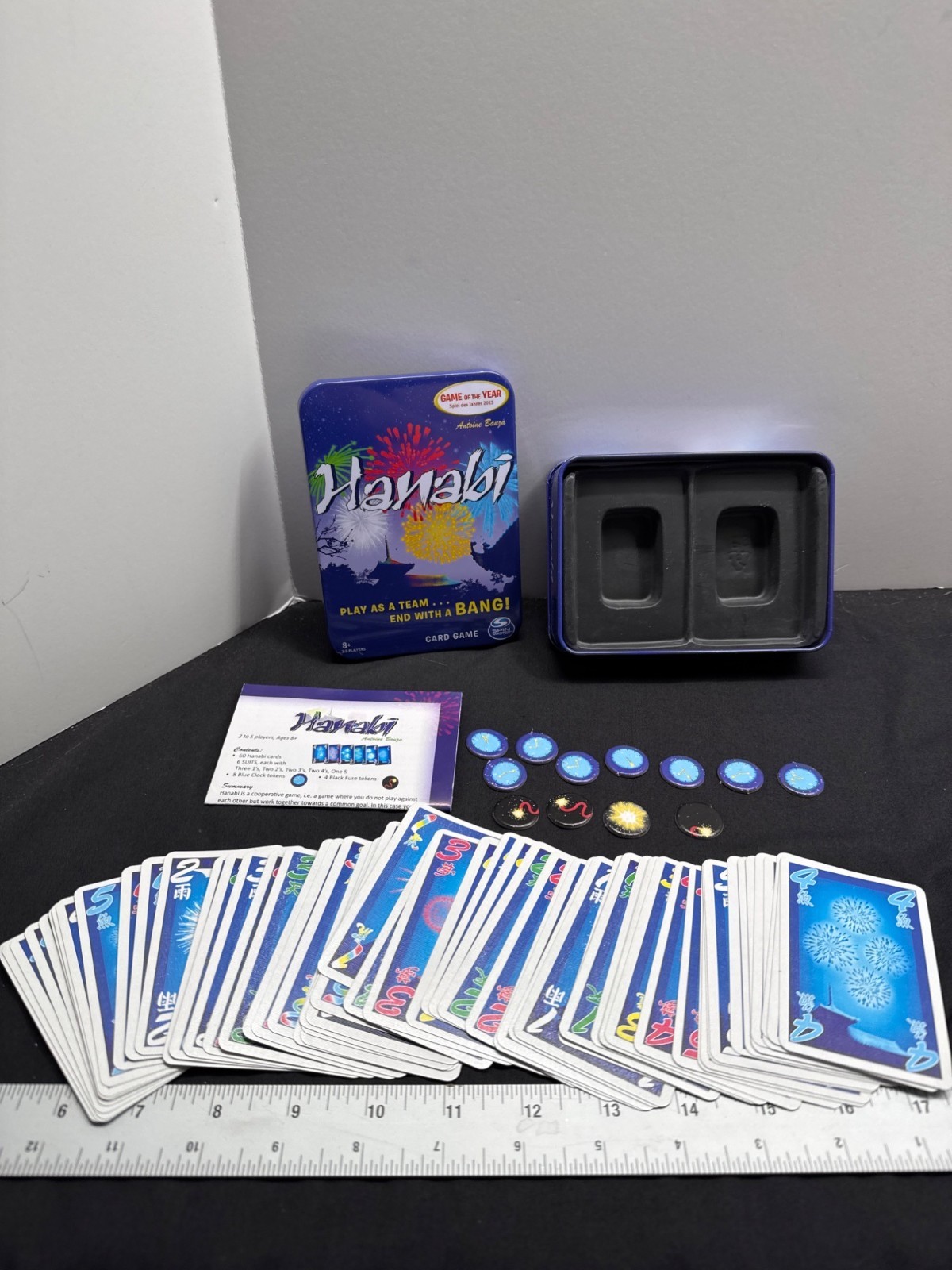 R&R Games Hanabi Fireworks Card Game Tin Travel Game Complete Excellent Light Sc
