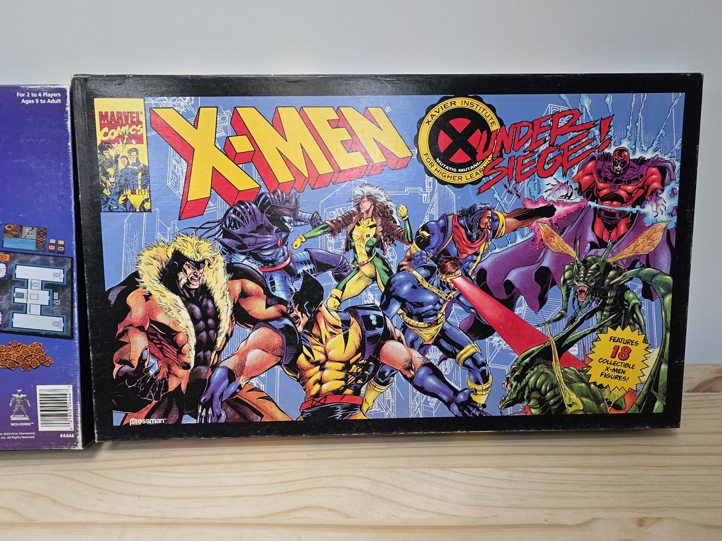 1994 X-Men Under Siege 100% Comple Board Game Marvel Comics Pressman 18 Figures