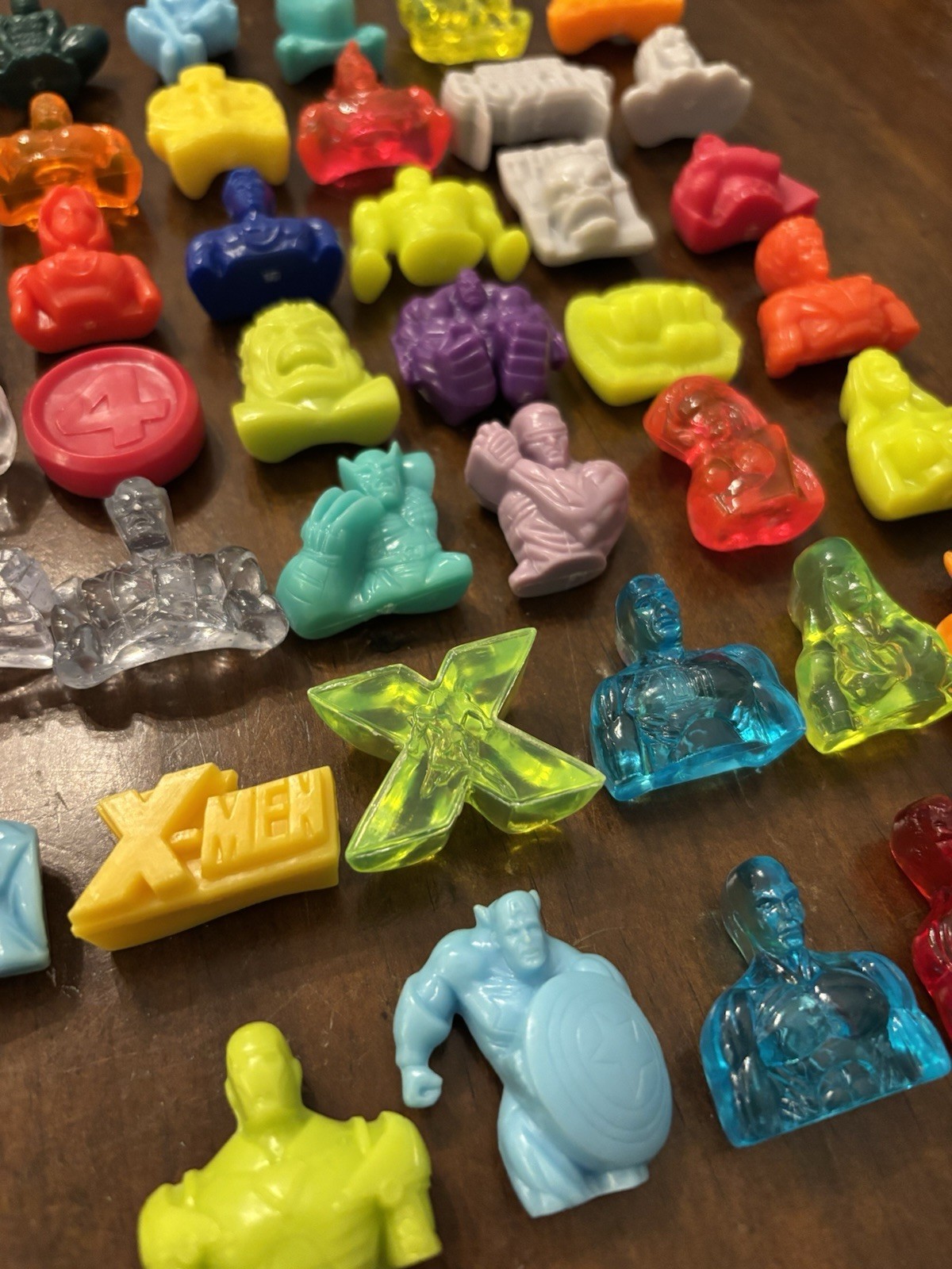 100% Complete SET Gogos Crazy Bones MARVEL HEROES Spiderman Hulk X Men Figures