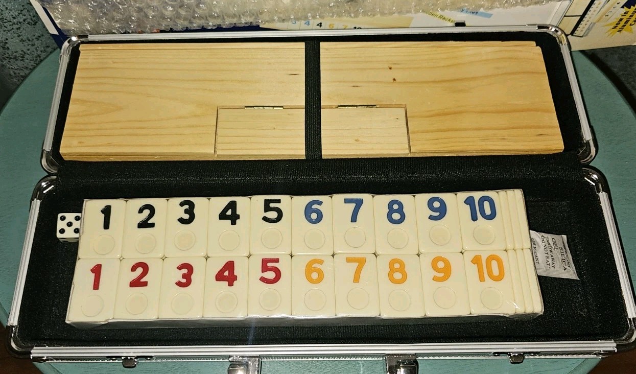 CHH Games Deluxe Rummy Tile Game Aluminum Case Wooden Racks NEW Complete 5017AL