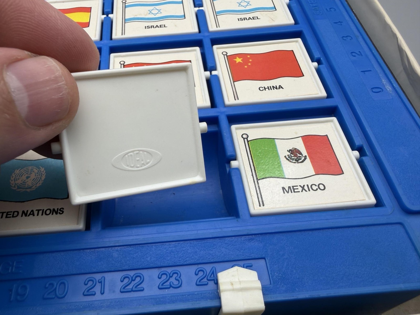 Vintage 1970s Match II Memory Board Game Ideal World Flags Maps Geography READ