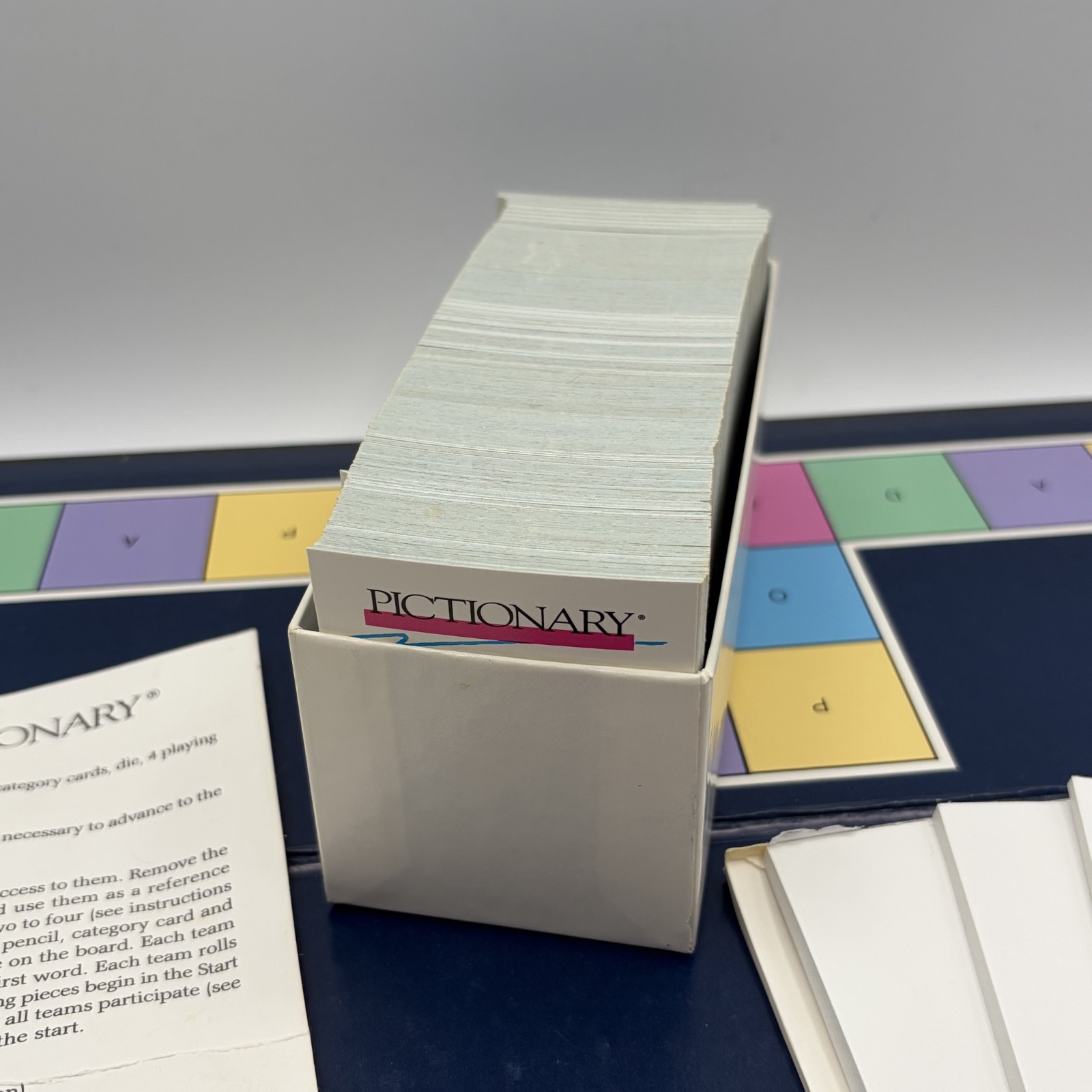 Pictionary Updated For The 90’s Classic Board Game from 1993 COMPLETE