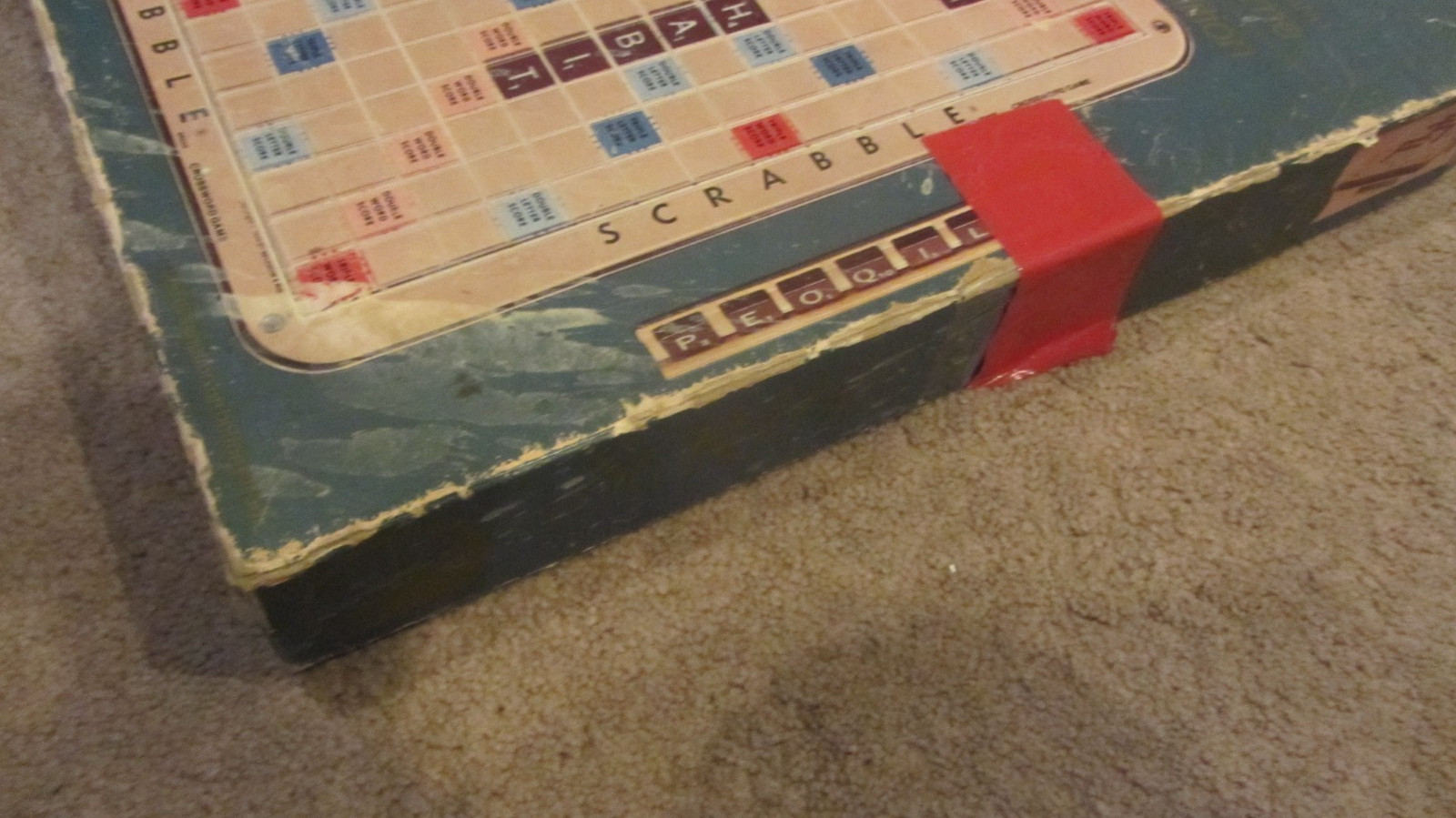 Vintage Scrabble Crossword Game Deluxe Edition Turntable Selchow & Righter 1977
